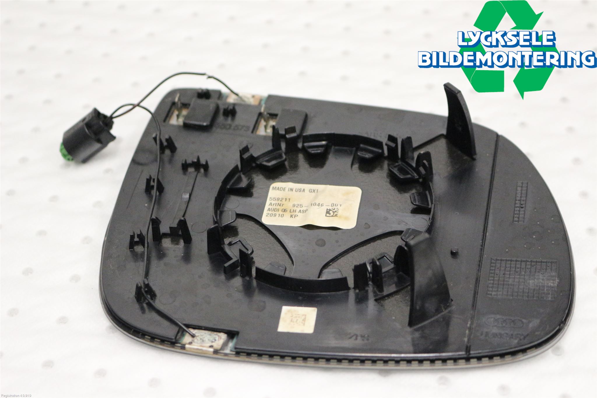 Audi Q7/SQ7 Spegelglas Vä