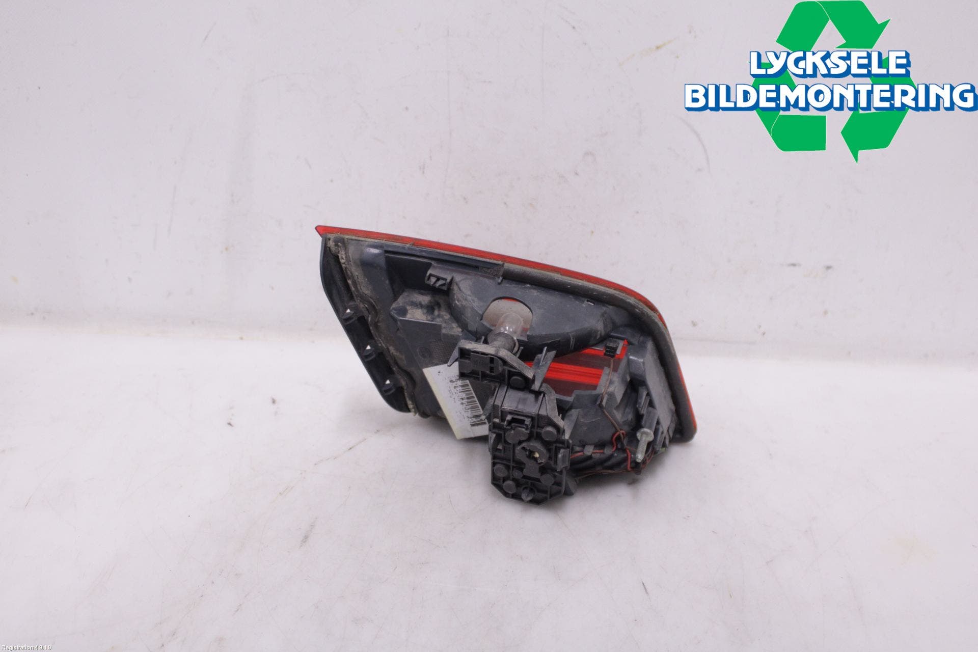 BMW 5 F10/F11/F18 09-17 Bakljus Lucka Hö