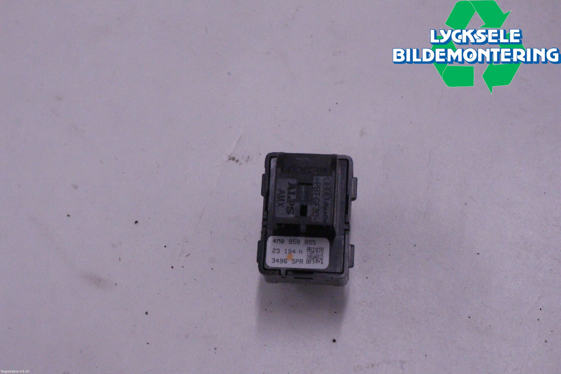 Audi A4/S4 B9 20- Strömställare Elhiss