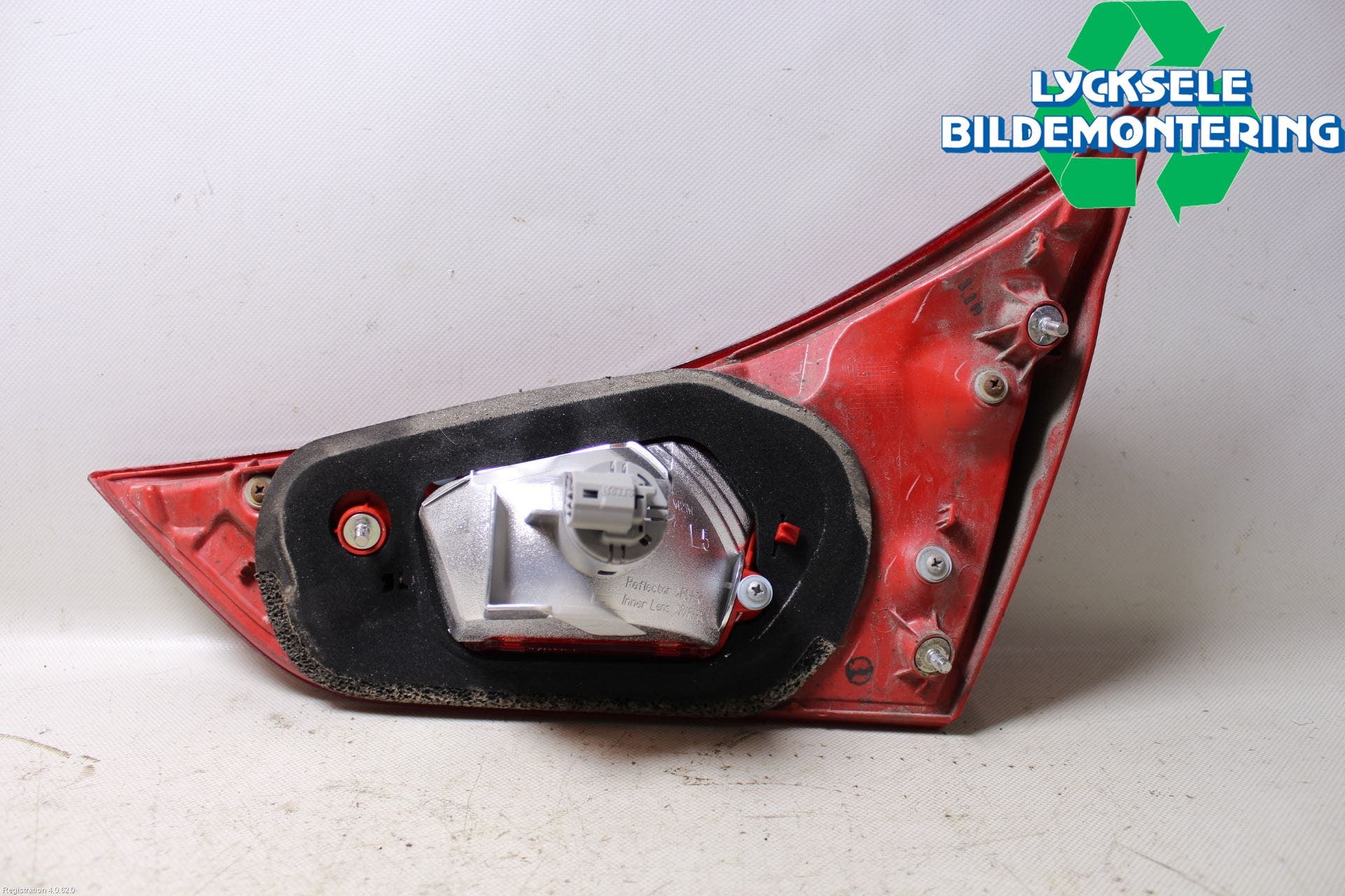 Toyota AURIS 13-19 Bakljus Lucka Vä