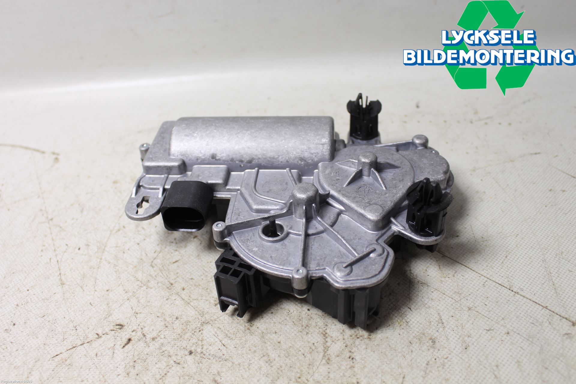 Audi A5 17- Bakluckeöppnare Automatisk