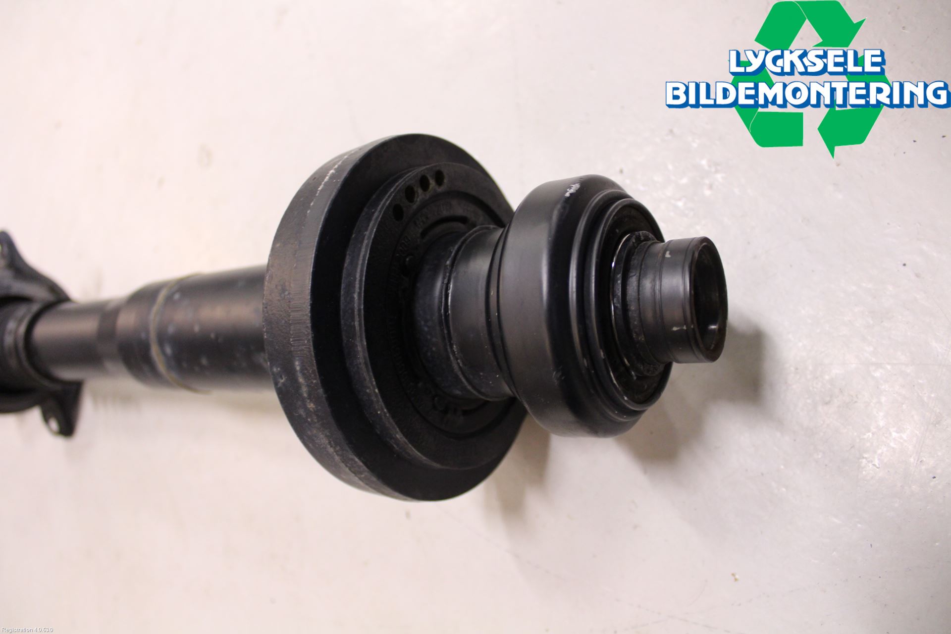 Volkswagen VW TOUAREG 7P 11-18 Mellanaxel Komp