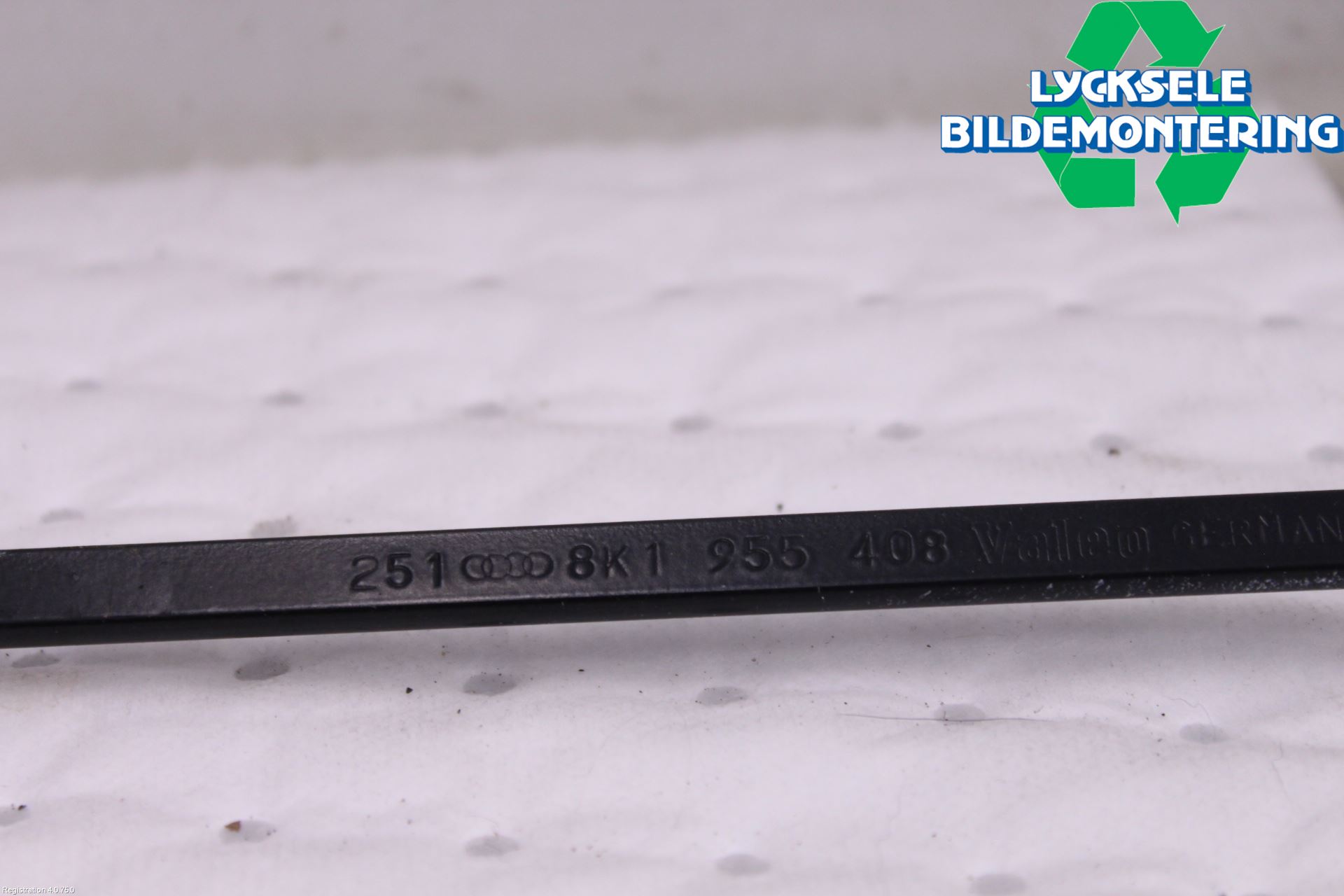 Audi A4 ALLROAD 09-16 Torkararm Armar Vindruta