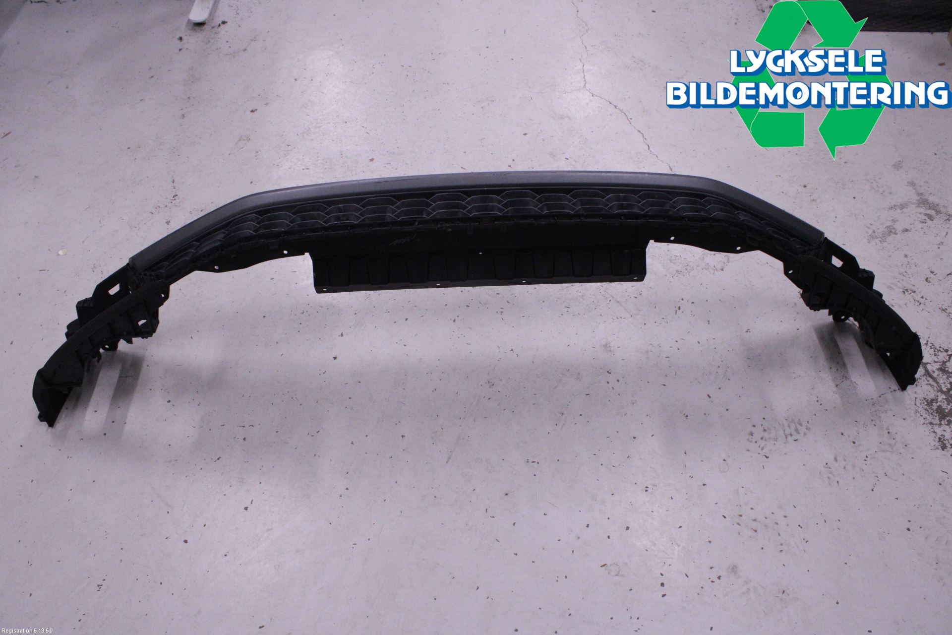 Volkswagen VW TIGUAN 16-24 Spoiler Fram