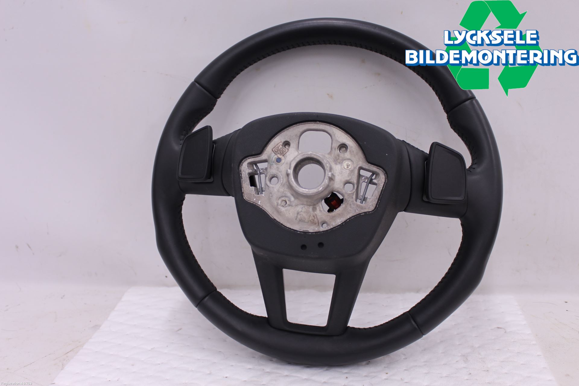 Audi A6 F2/C8 19- Ratt