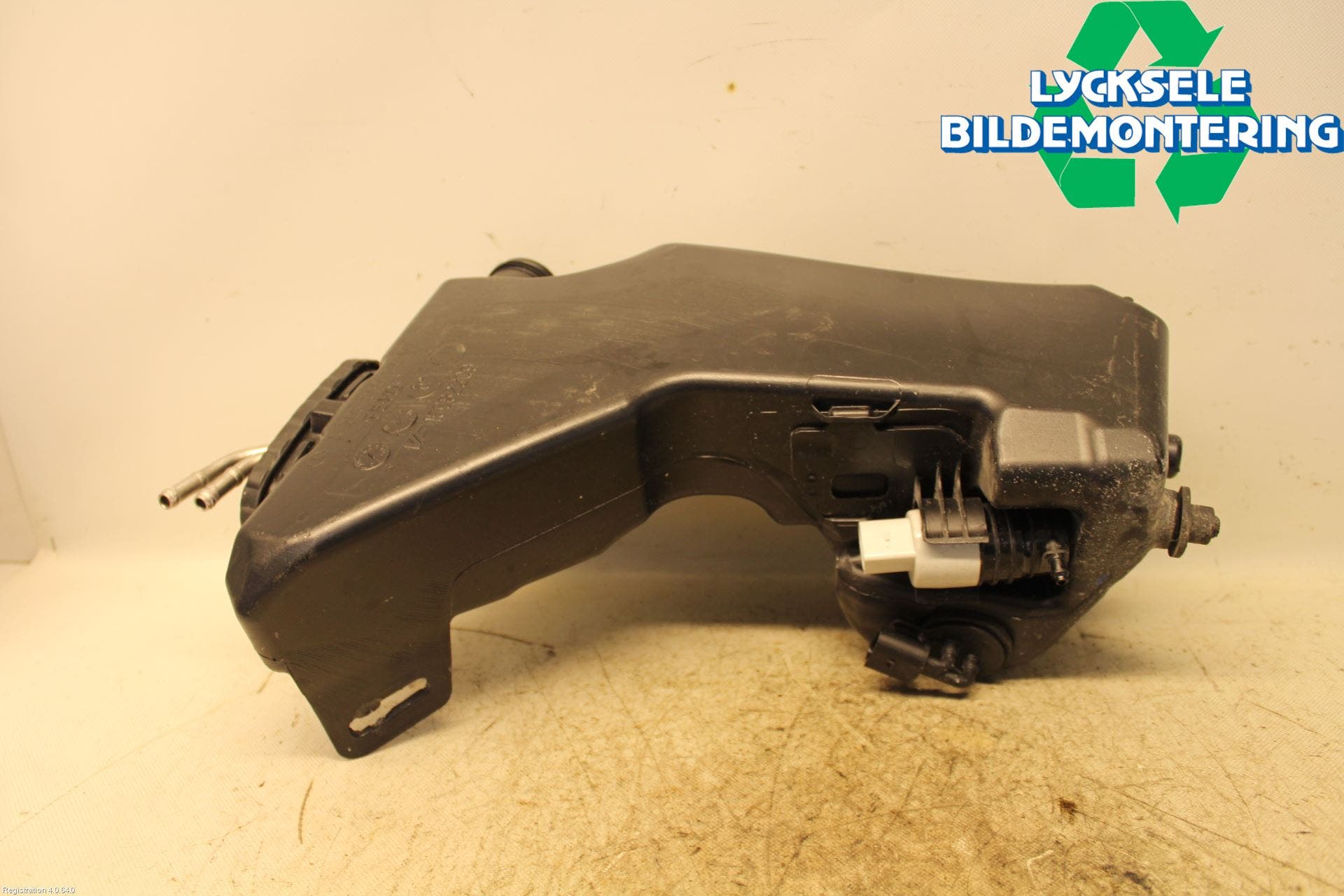 Mercedes-Benz MB C-KLASS (W205) 14-21 Spolartank Vindruta-Strål