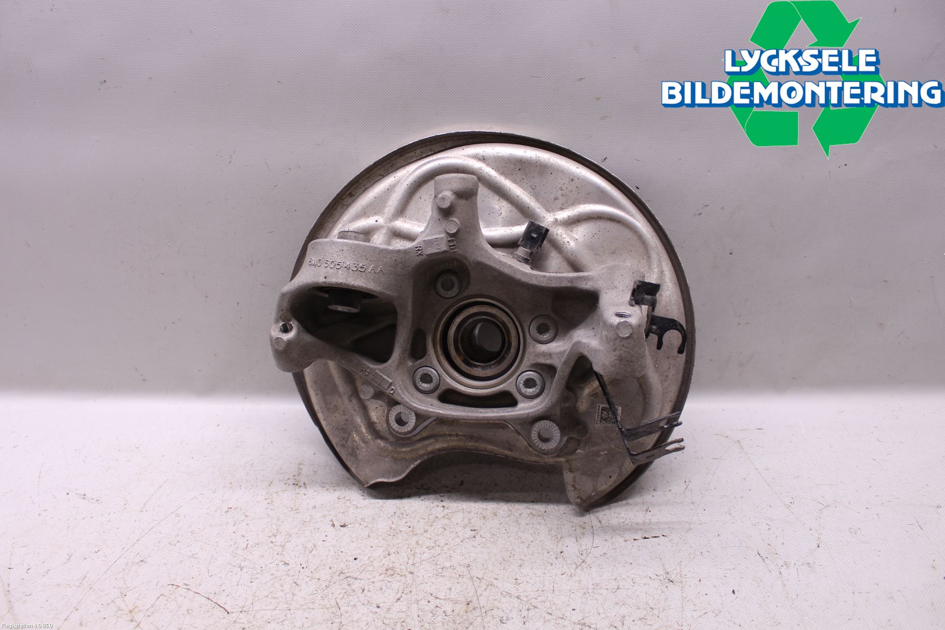 Audi A5 17- Hjullagerhus-Spindel Hö B