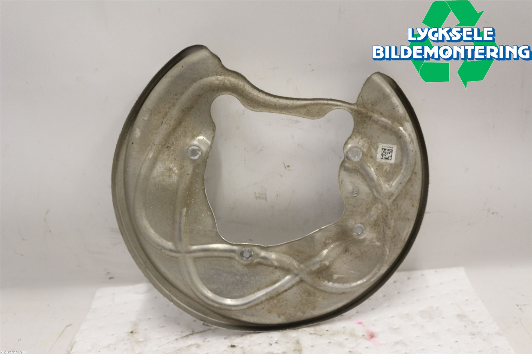 Audi A6 F2/C8 19- Bromssköld Bak