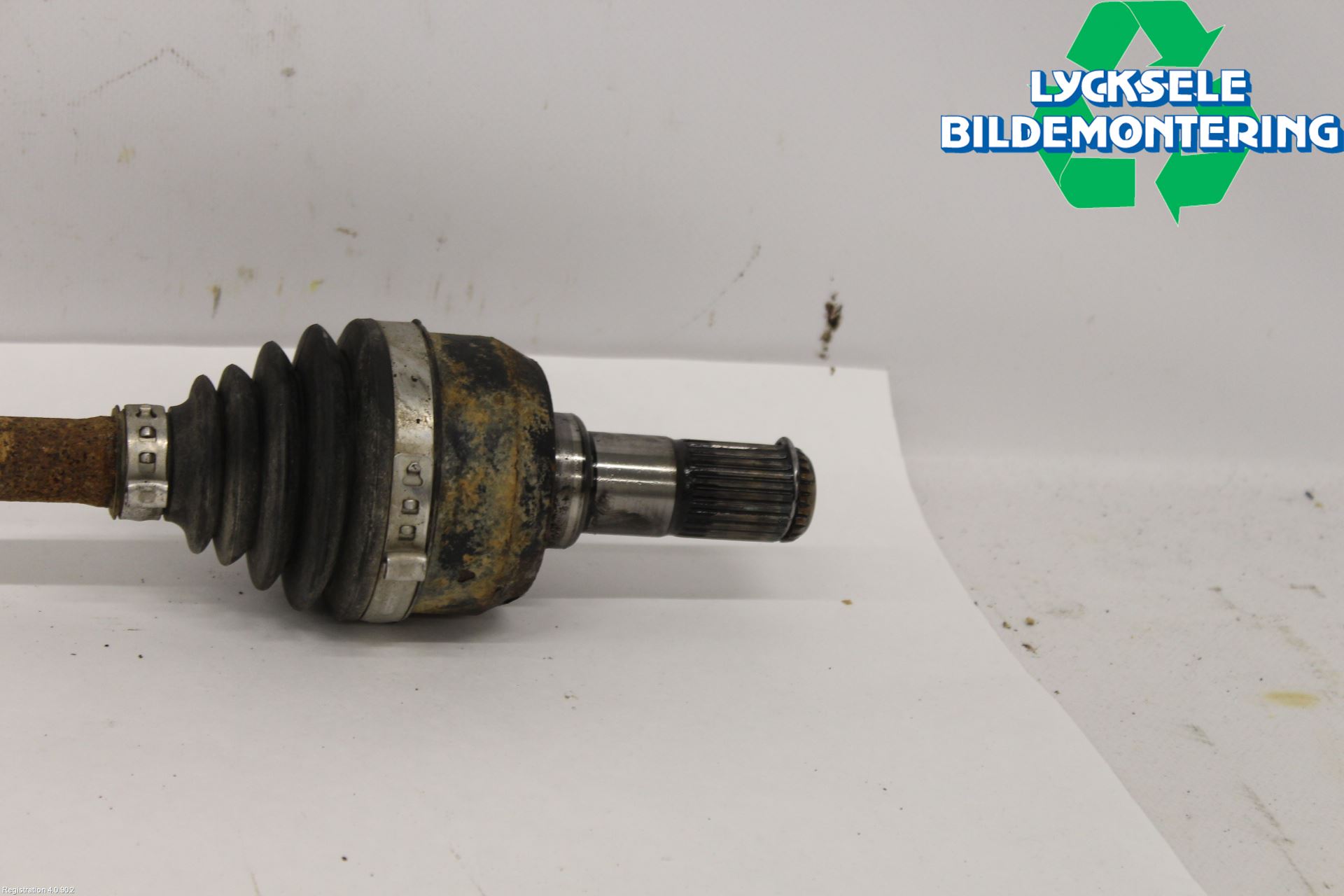 Kia SORENTO 15-20 Drivaxel Bak Vänster