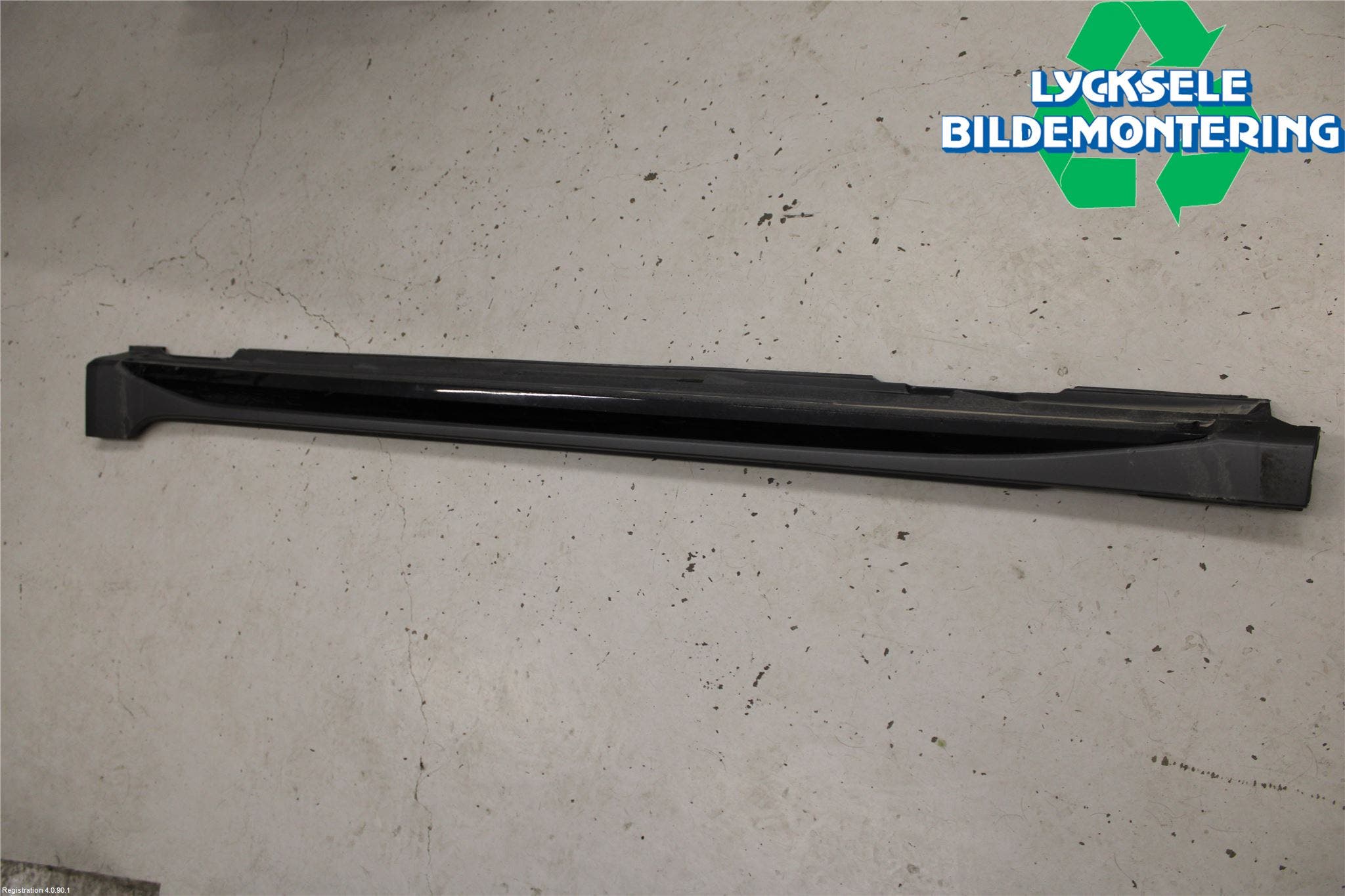 Audi A6 F2/C8 19- Sidokjol Vä