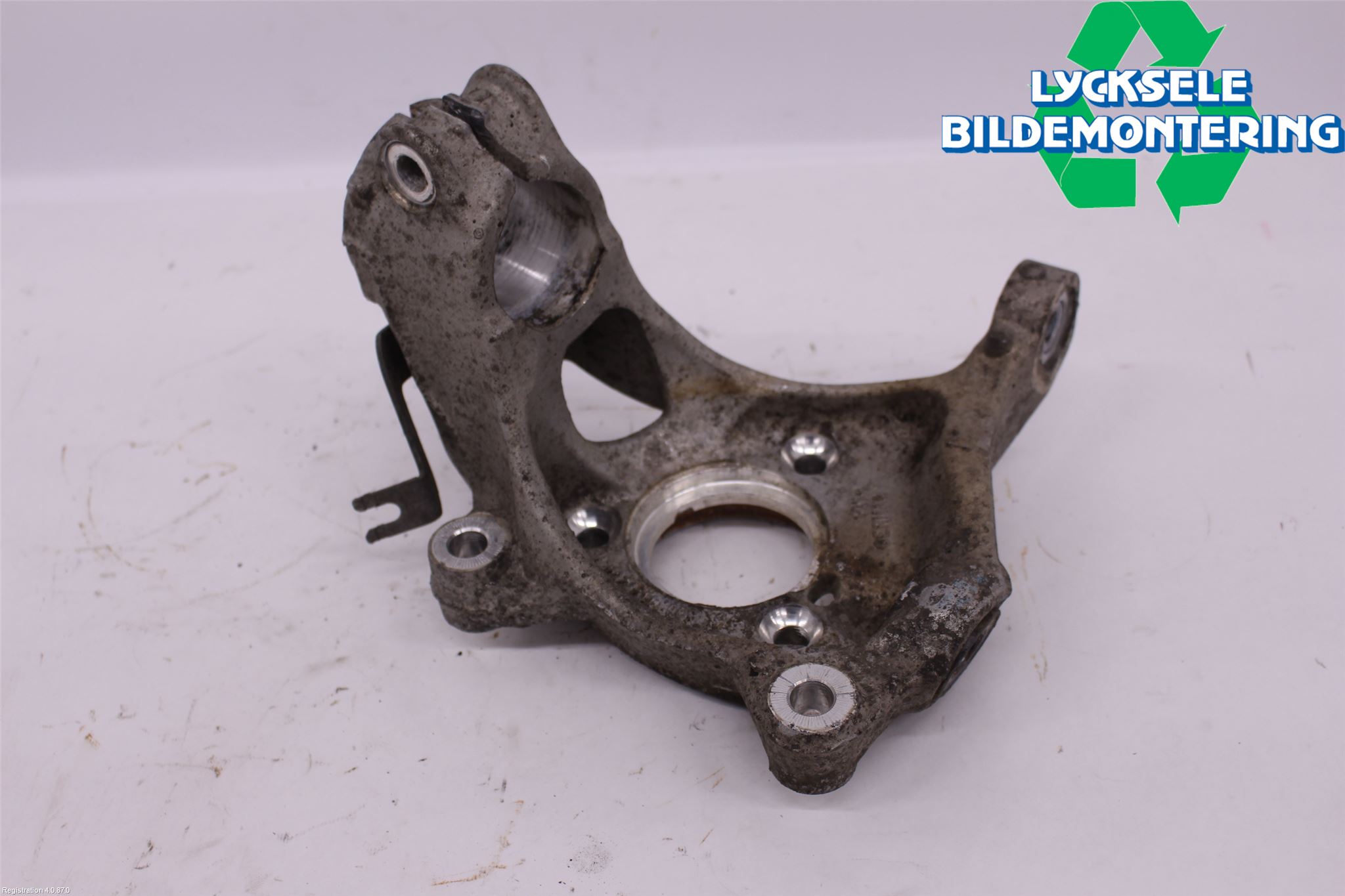 Volkswagen VW PASSAT 20-24 Styrspindel Lagerhus Hö
