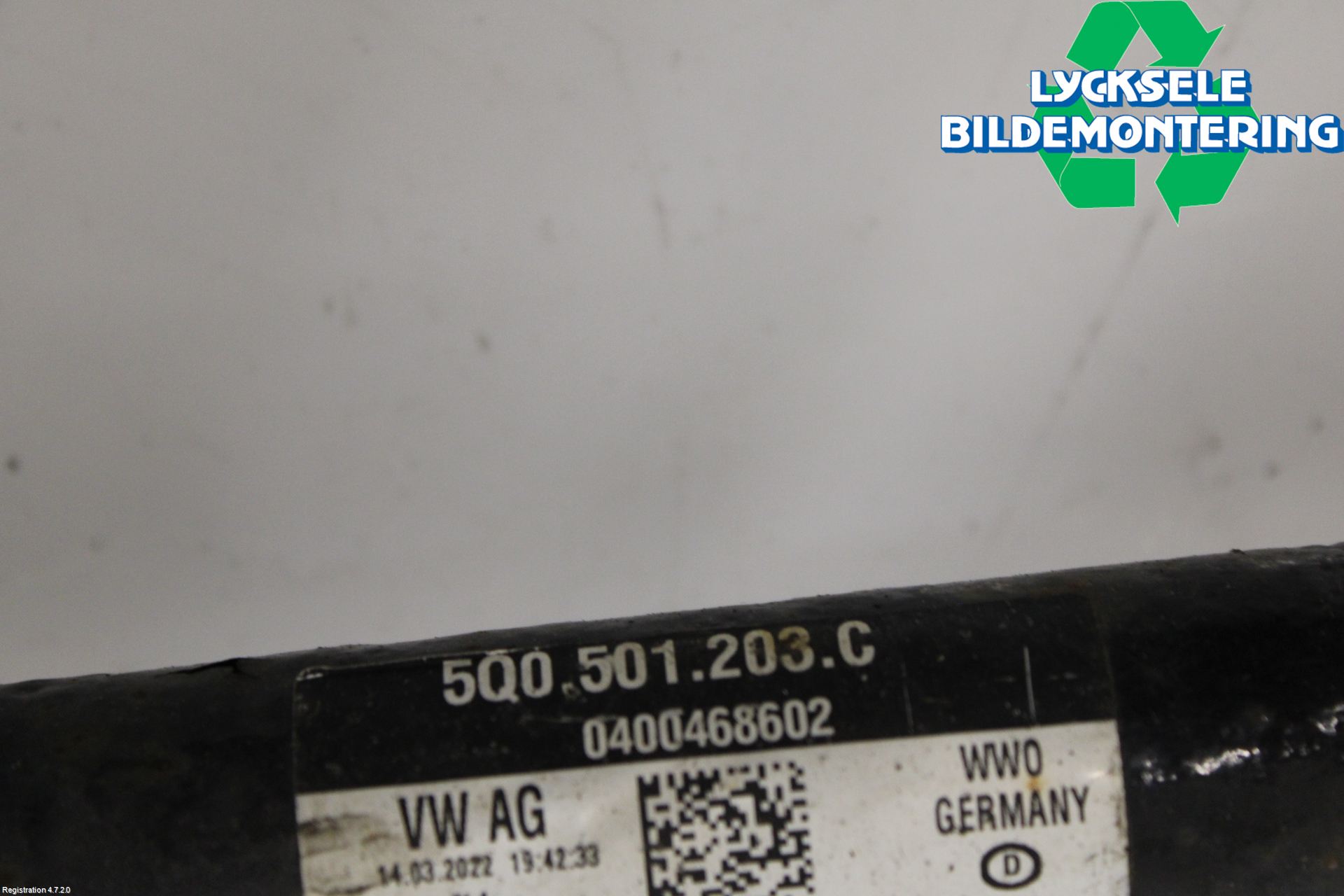 Volkswagen VW T-ROC 18- Drivaxel Bak Vänster