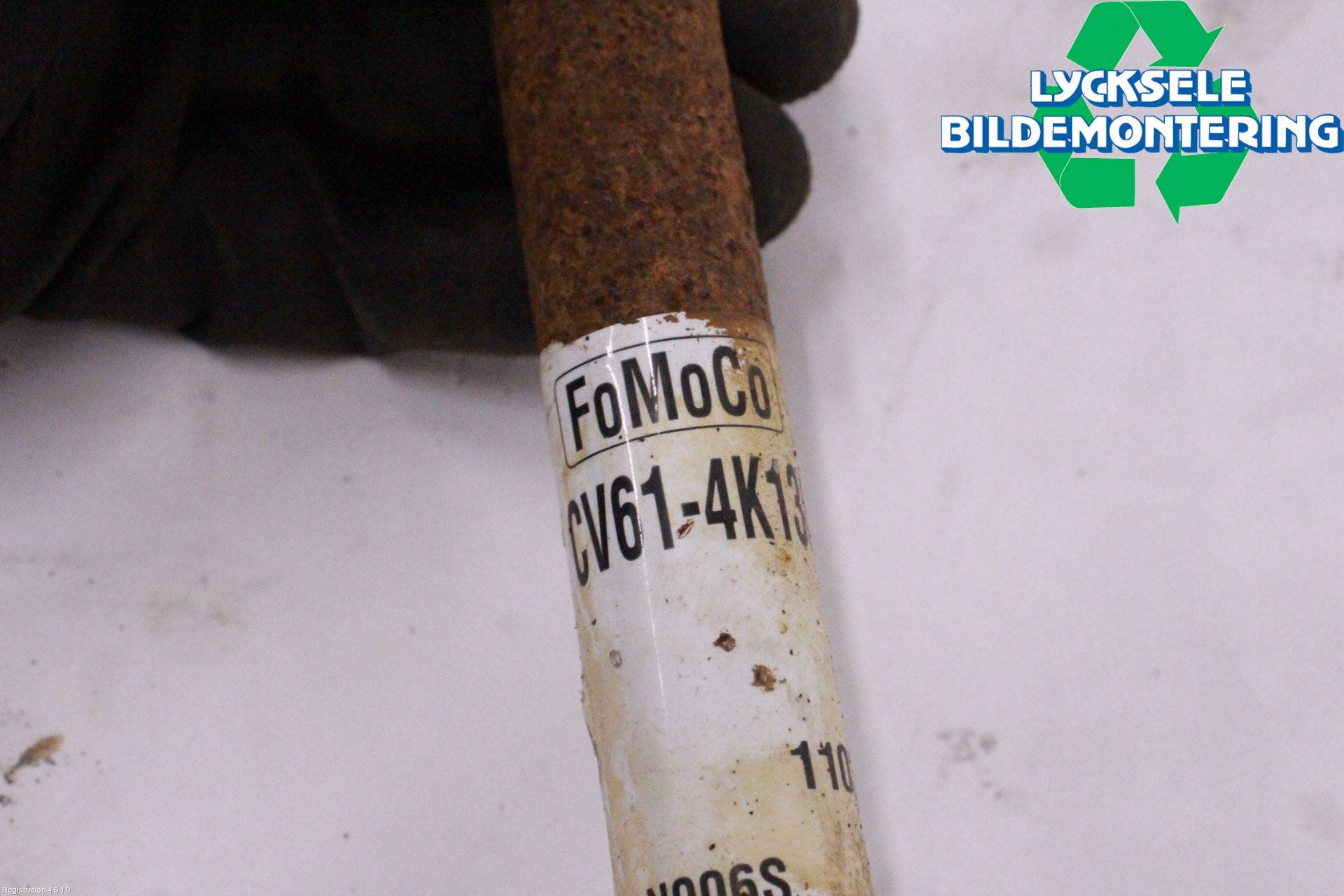 Ford KUGA 17-19 Drivaxel Bak Höger