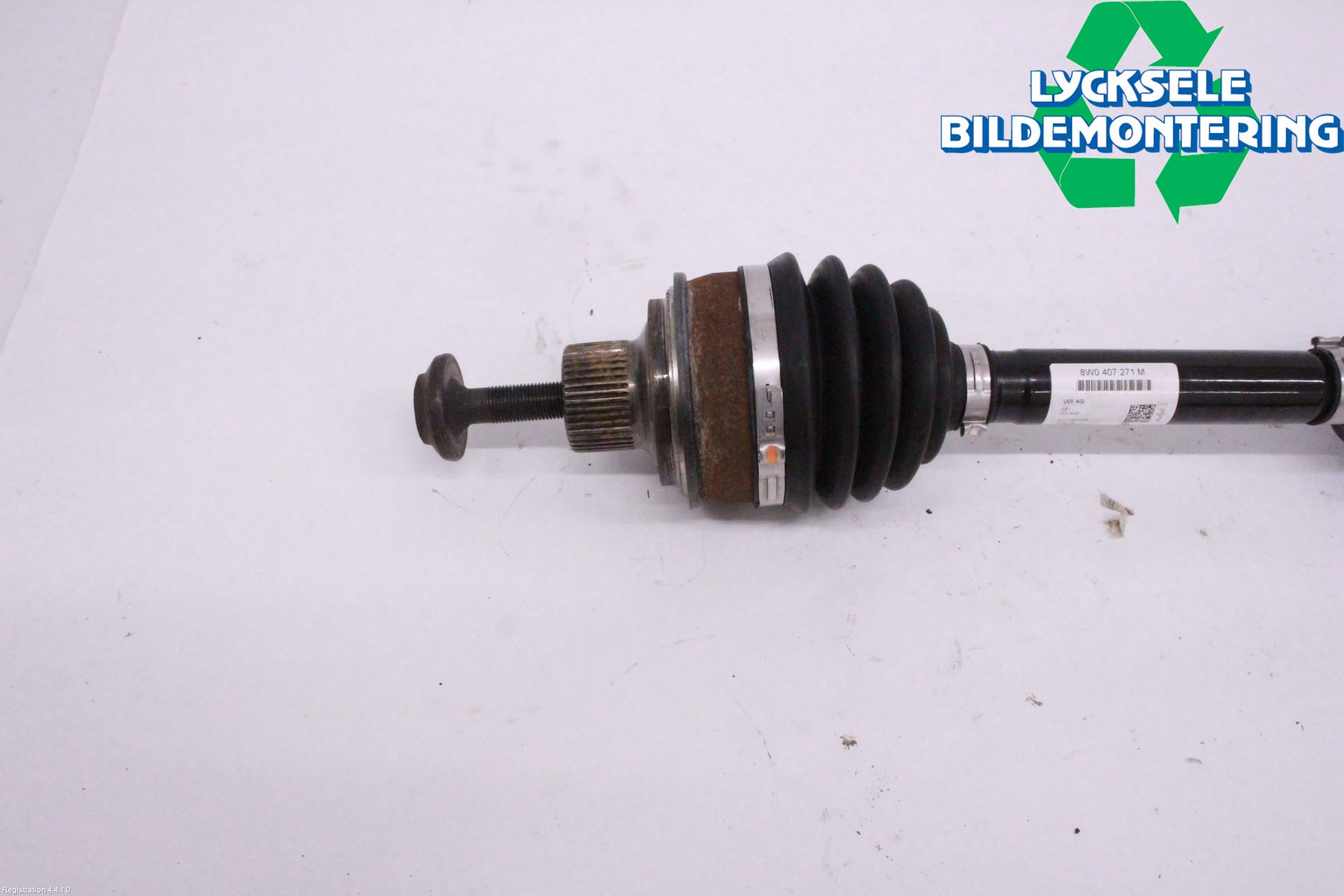 Audi A4/S4 B9 20- Drivaxel Fram Höger