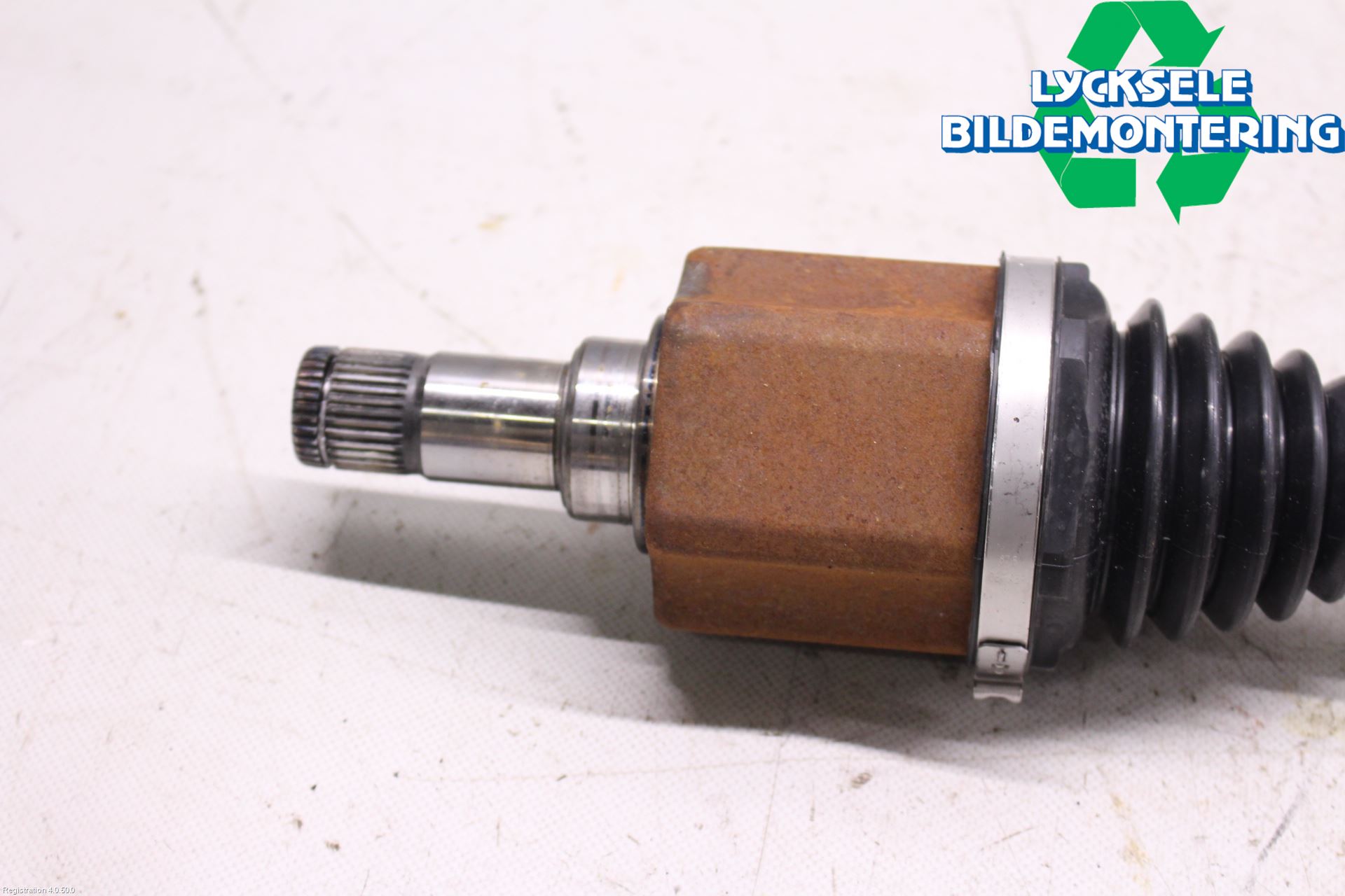 Skoda FABIA 15-21 Drivaxel Fram Vänster