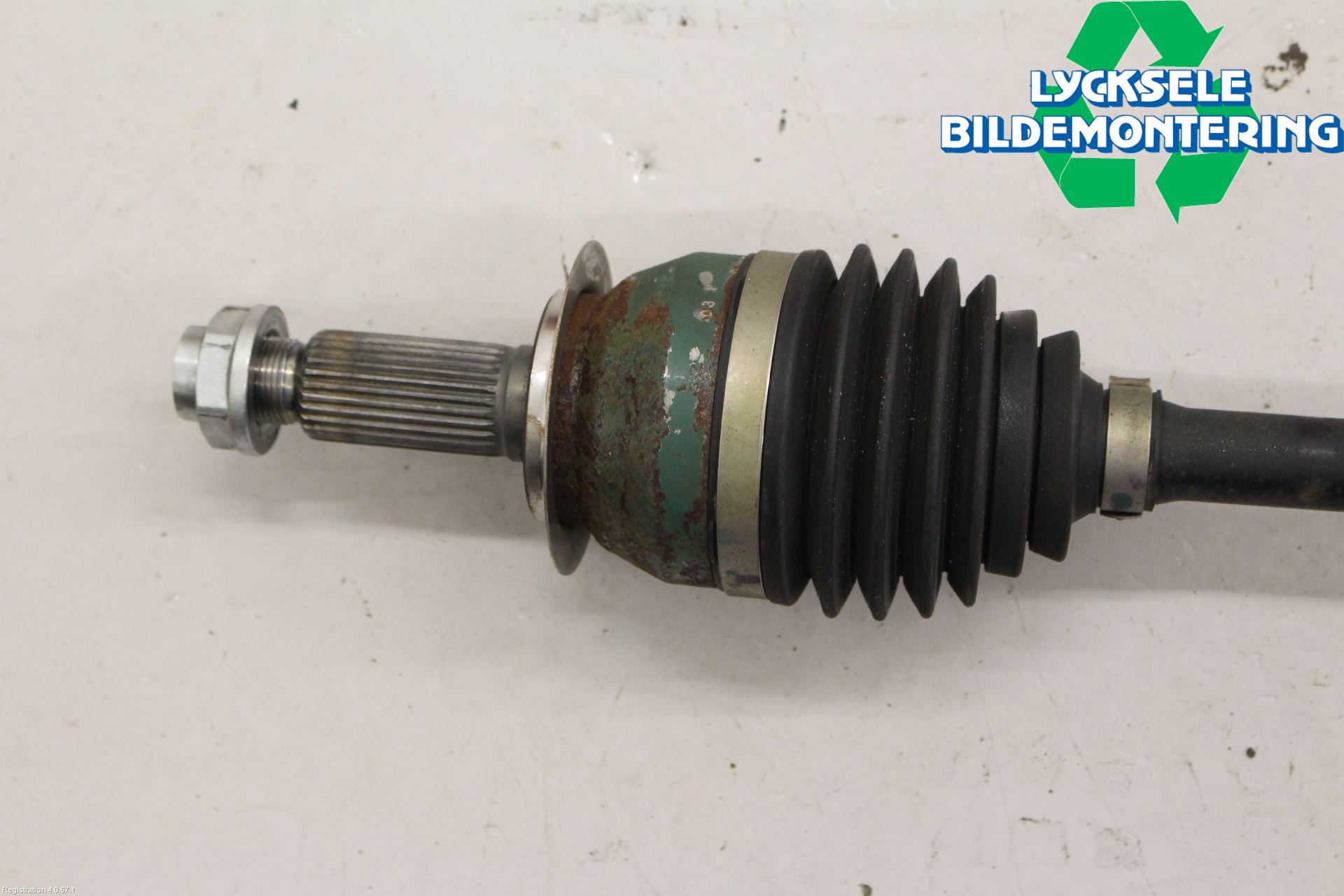 Subaru OUTBACK 15-20 Drivaxel Fram Höger