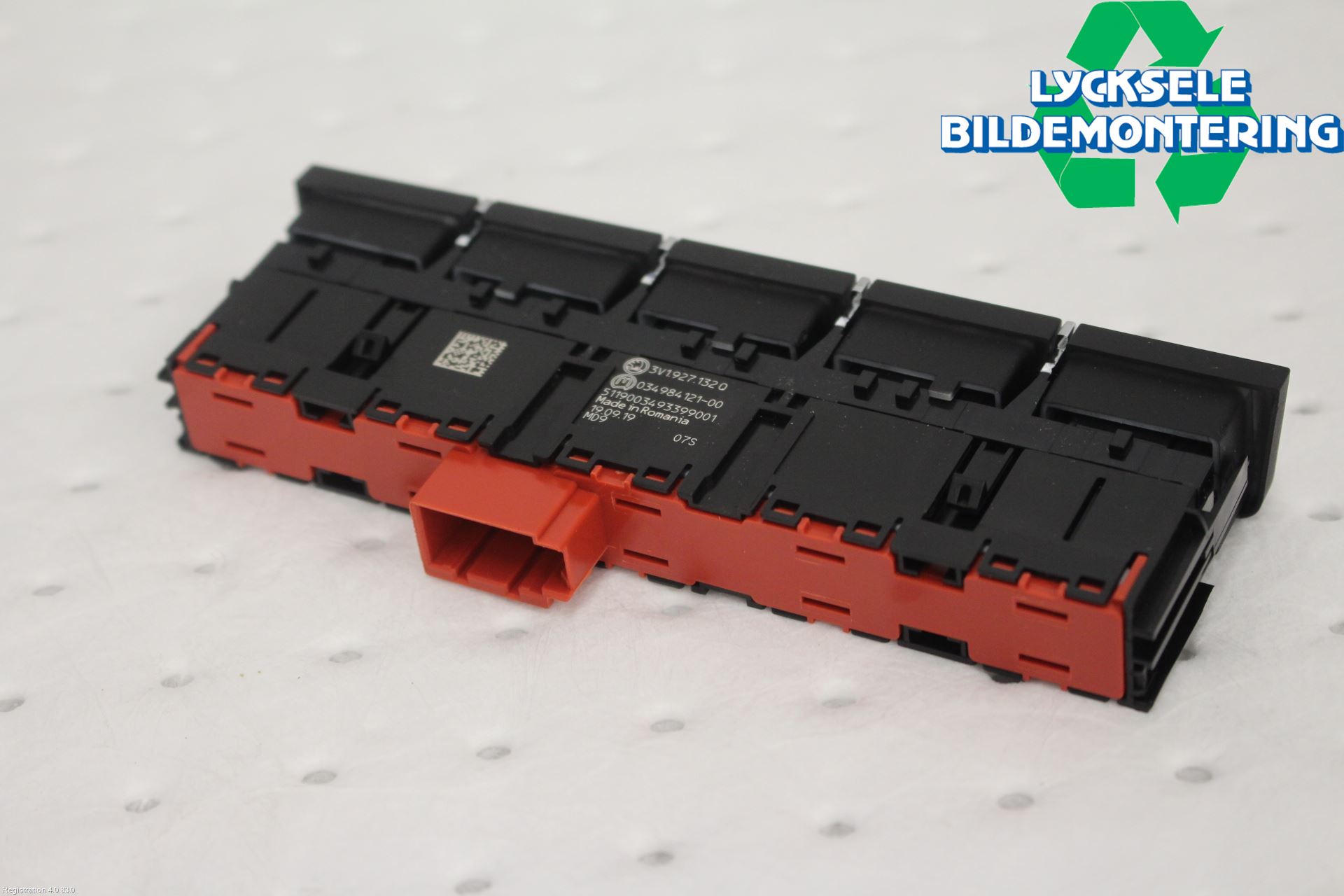 Skoda SUPERB 16-24 Strömställare Baklucka