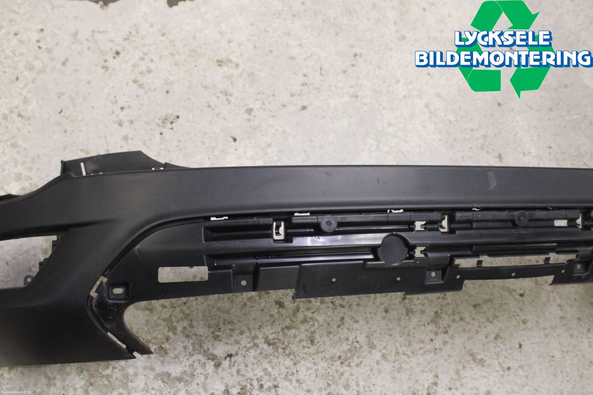 Ford KUGA 17-19 Stötfångarbeklädnad Bak