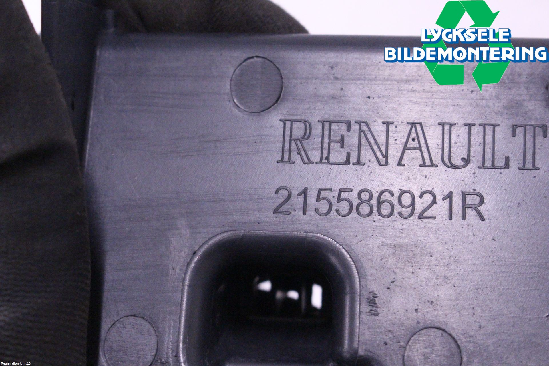 Dacia DUSTER 18-24 Deflektor Plåt-Plast Kylning