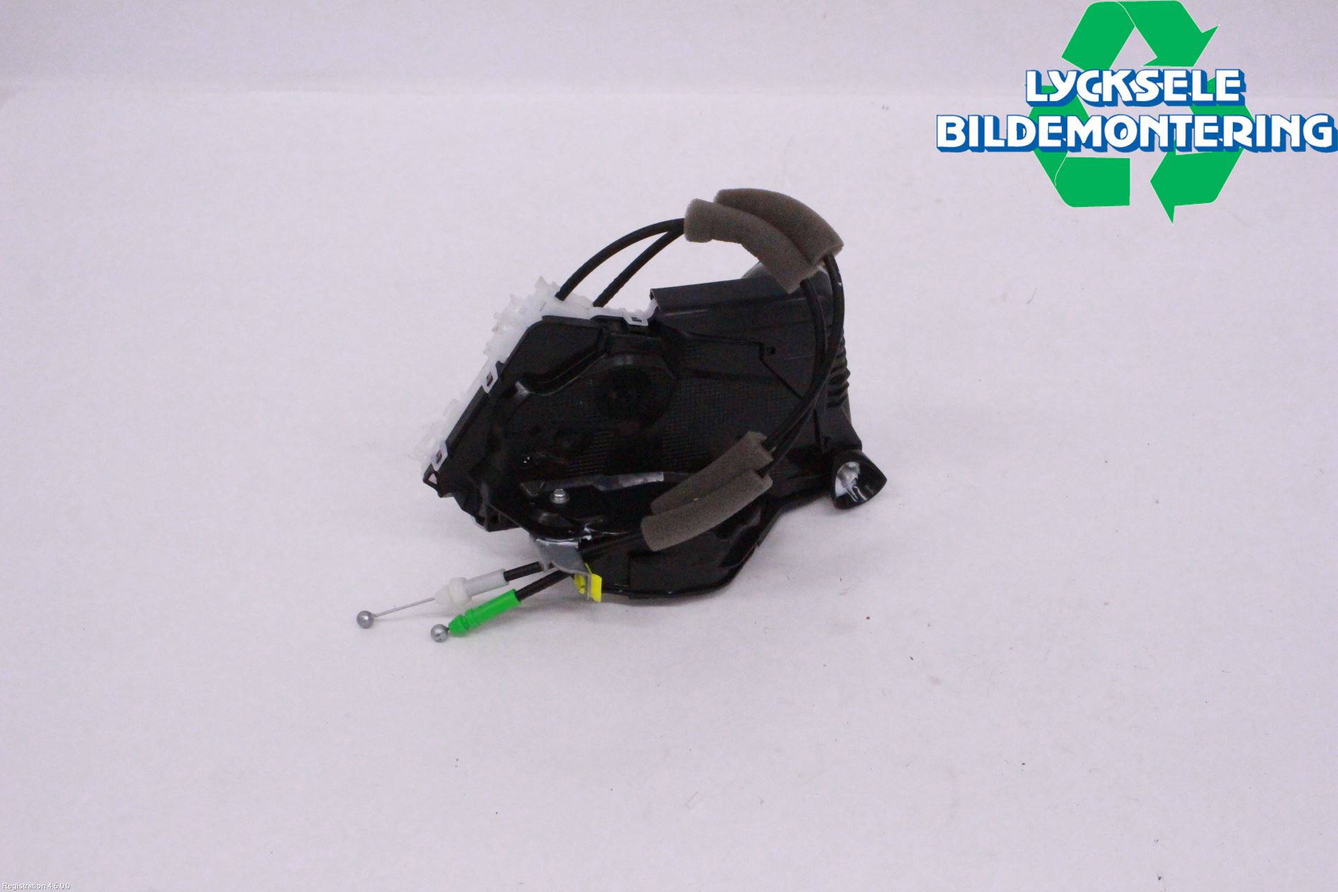 Toyota YARIS CROSS XP21 21- Låskista-Dörrlås