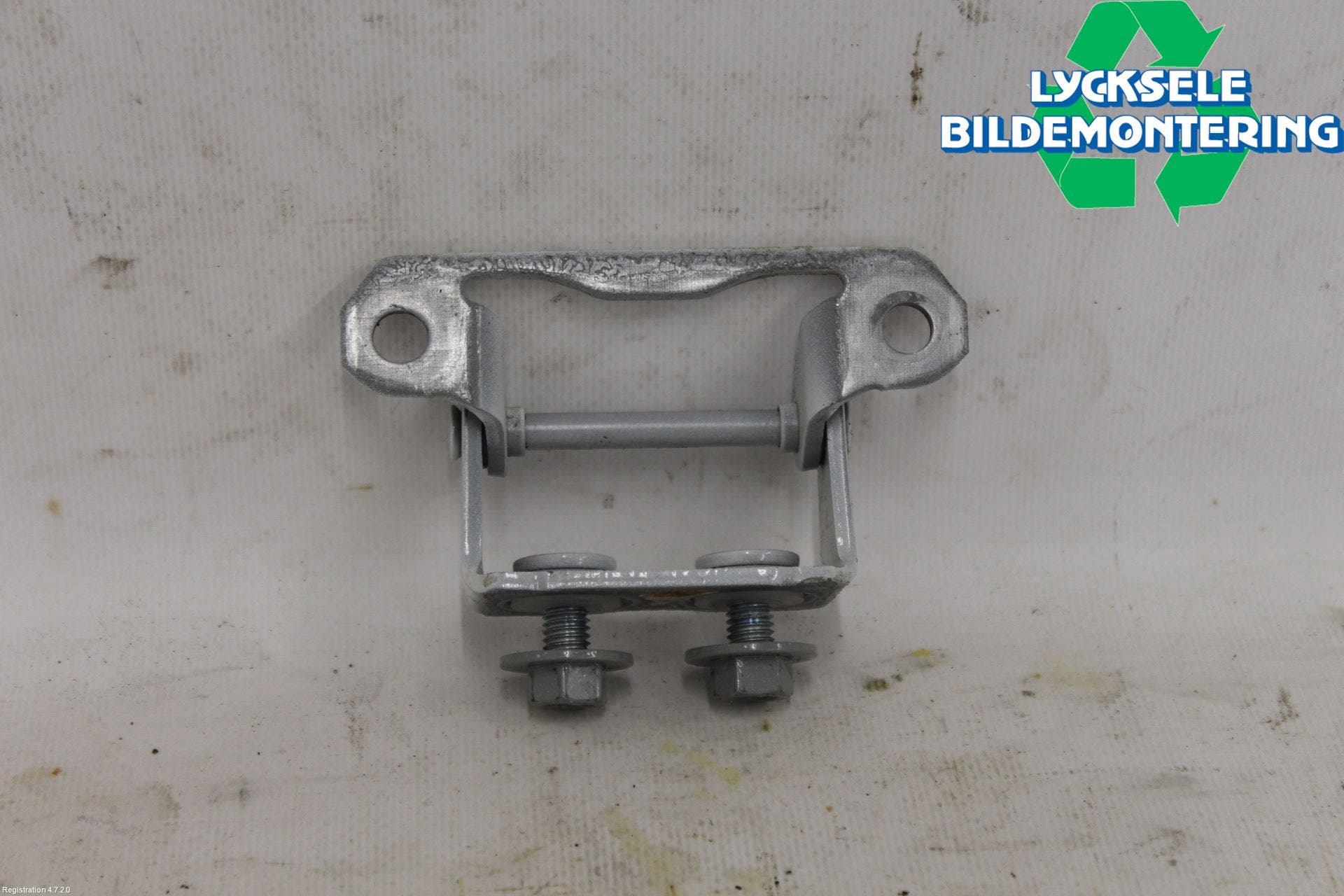 Subaru OUTBACK 21- Bakluckegångjärn Vä