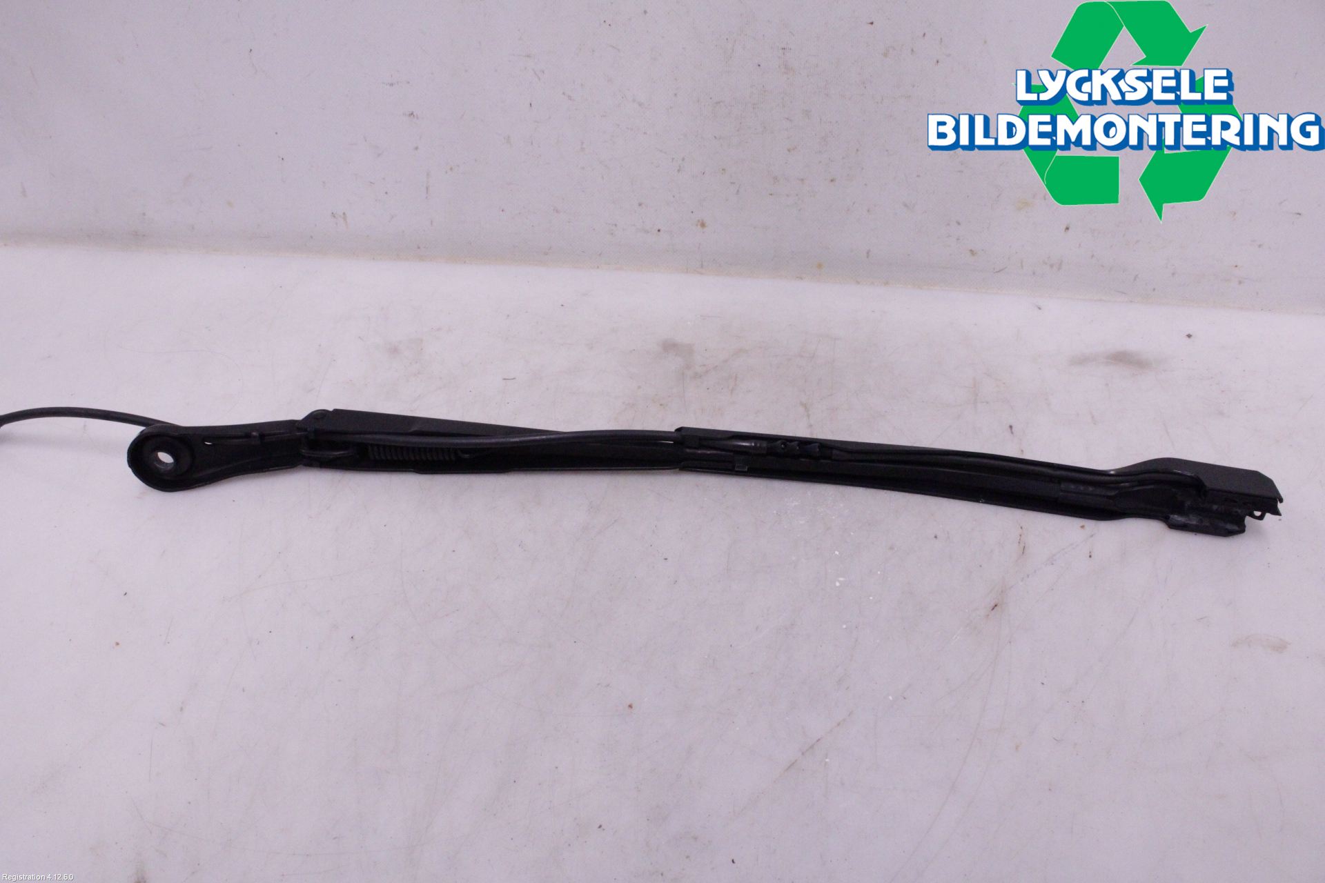 BMW 3 G20/G21/G80/G81 19- Torkararm Armar Vindruta