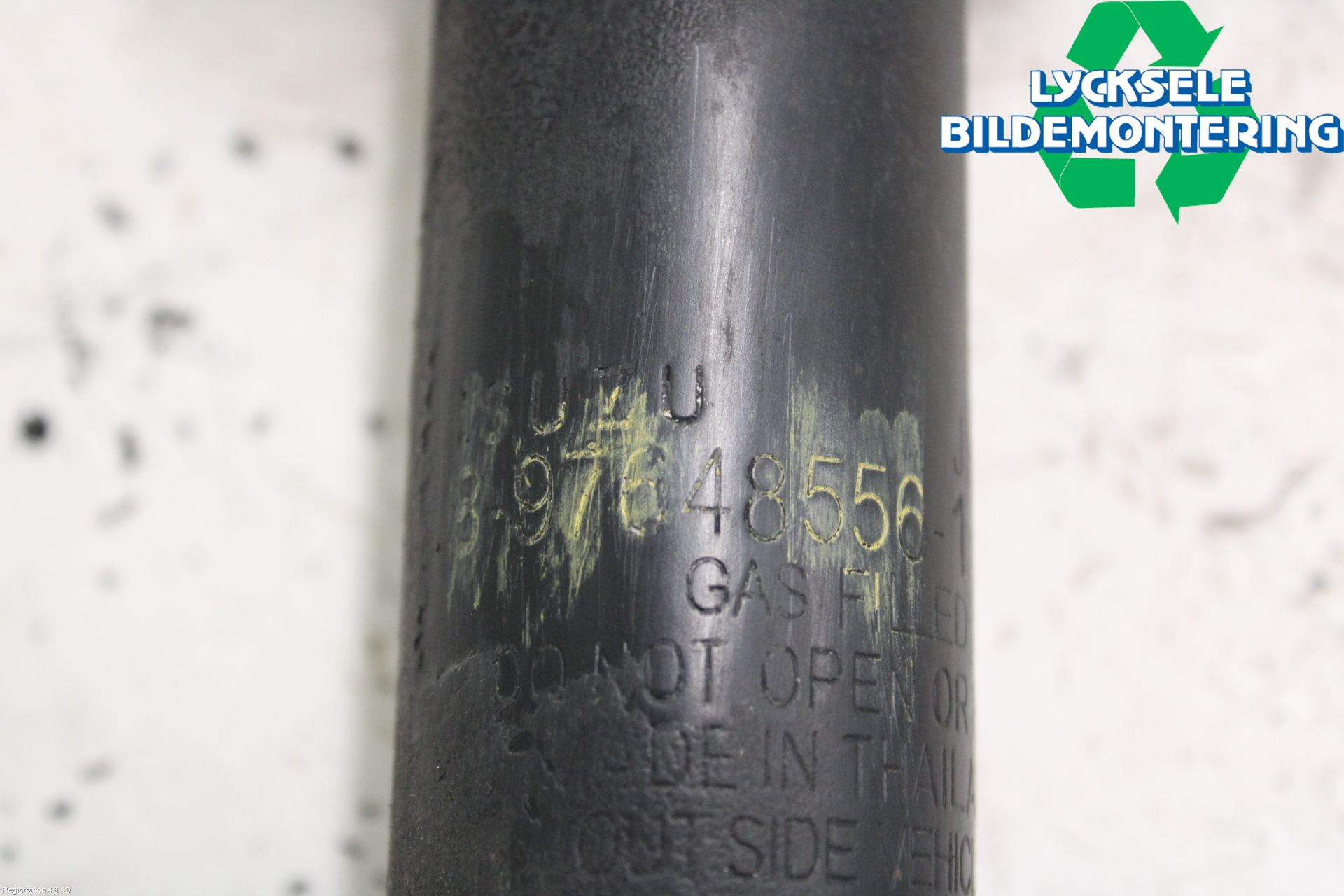 Isuzu D-MAX Fjäderben Fram Vänster