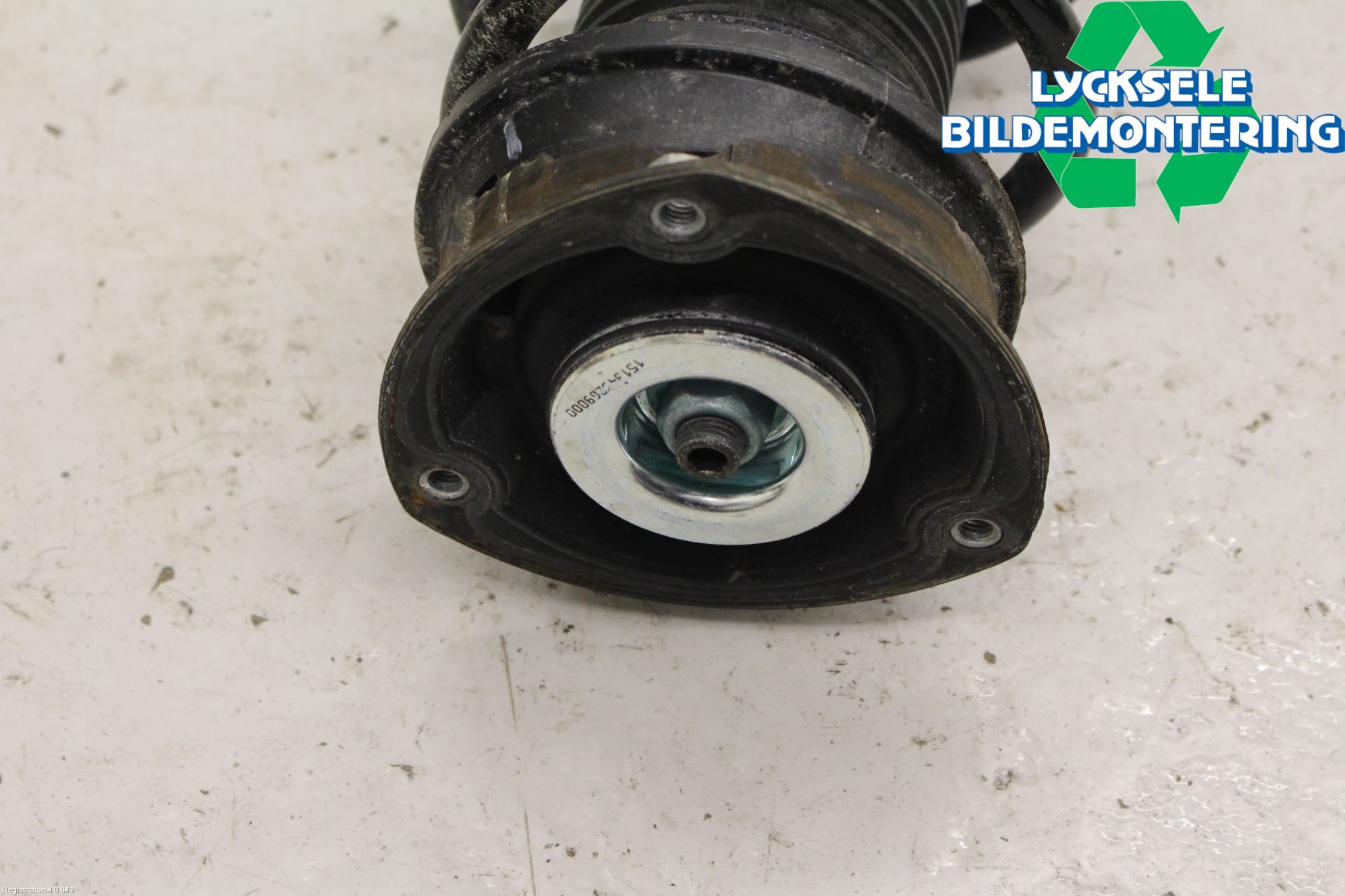 Volkswagen VW TIGUAN 16-24 Fjäderben Fram Höger