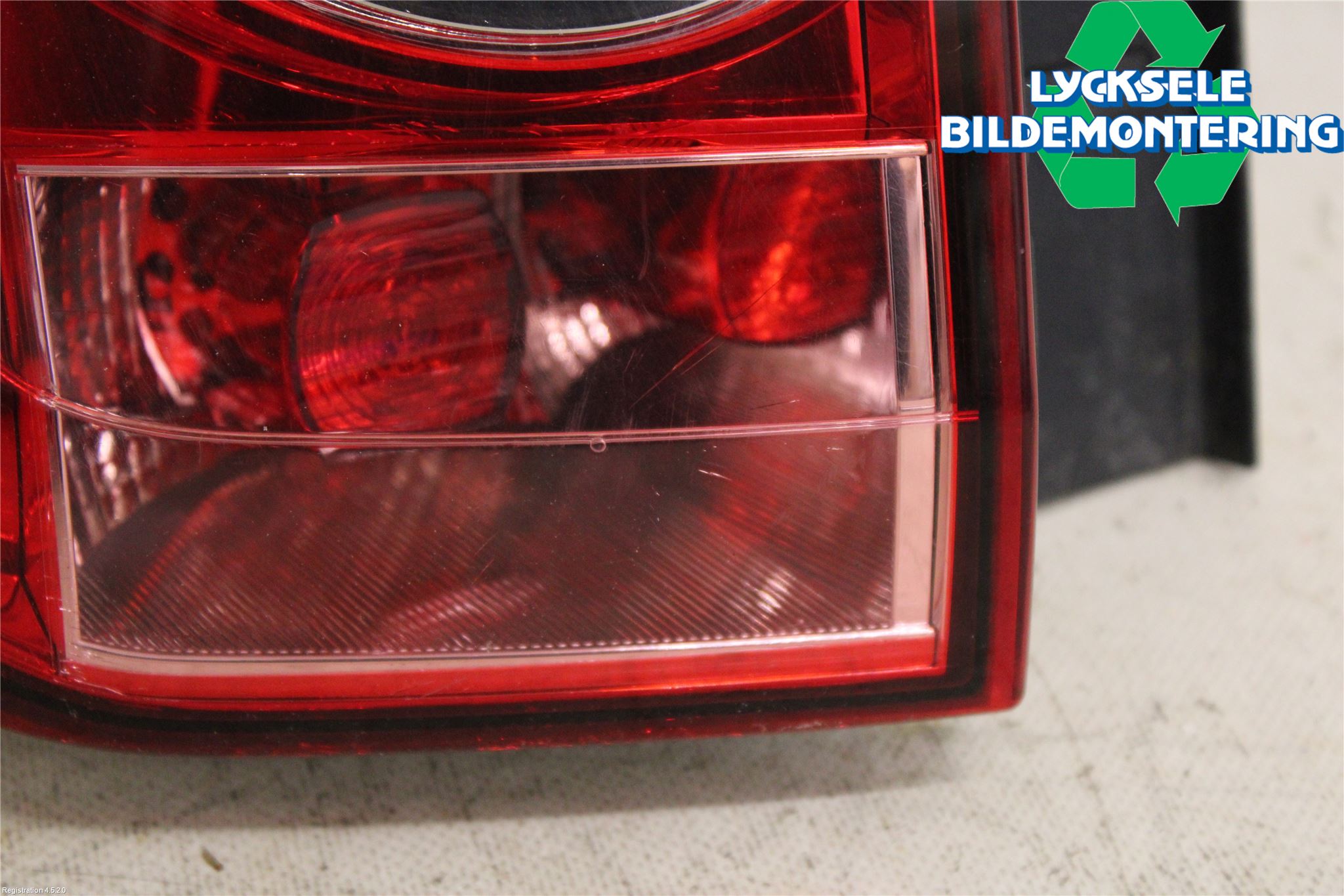 Dacia DUSTER 10-17 Bakljus Vänster