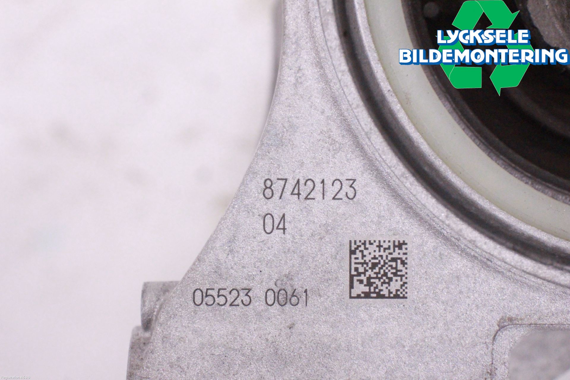 BMW 4/i4 G26 GRAN COUPÉ 21- Motorfäste