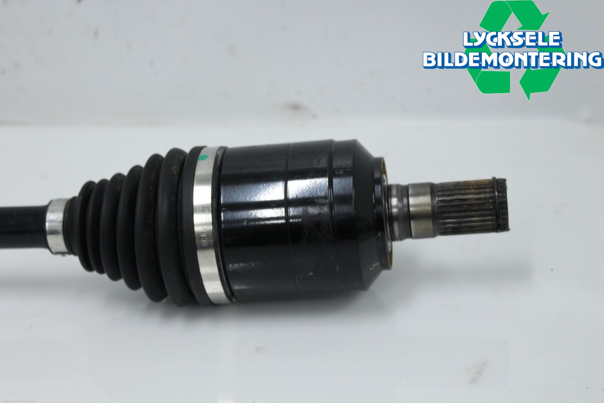 Kia EV9 24- Drivaxel Fram Höger
