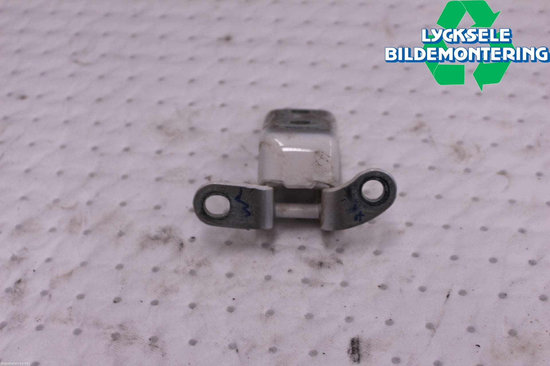 Toyota HILUX 16- Dörrgångjärn