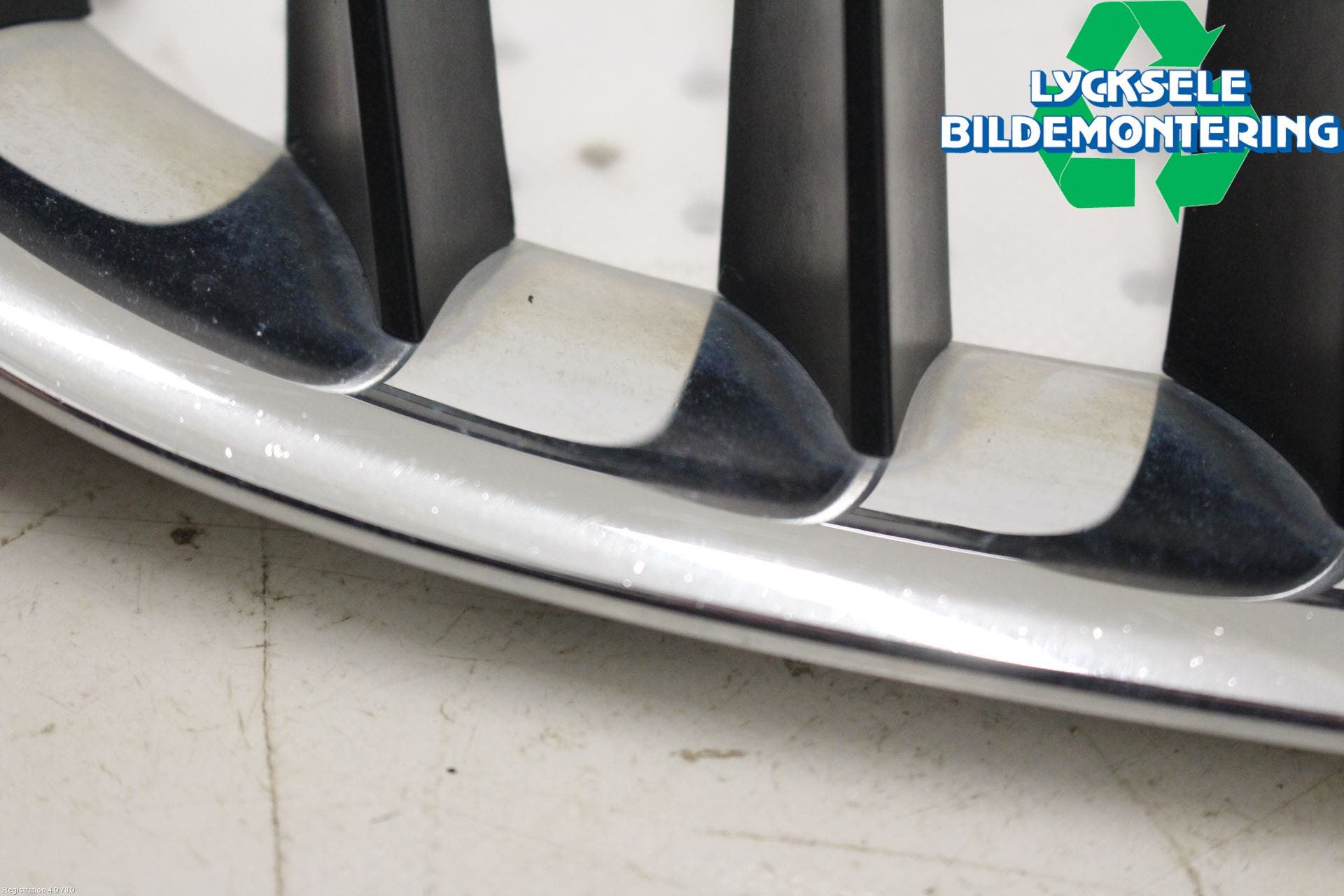 BMW X1 E84 10-15 Grilldel Höger