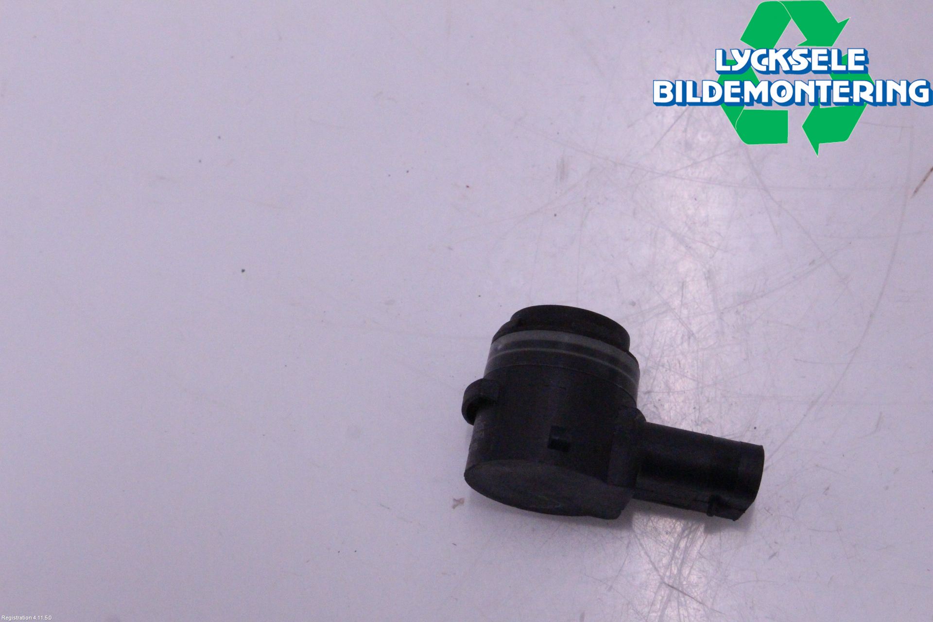 Volkswagen VW PASSAT 15-19 Parkeringshjälp Frontsensor