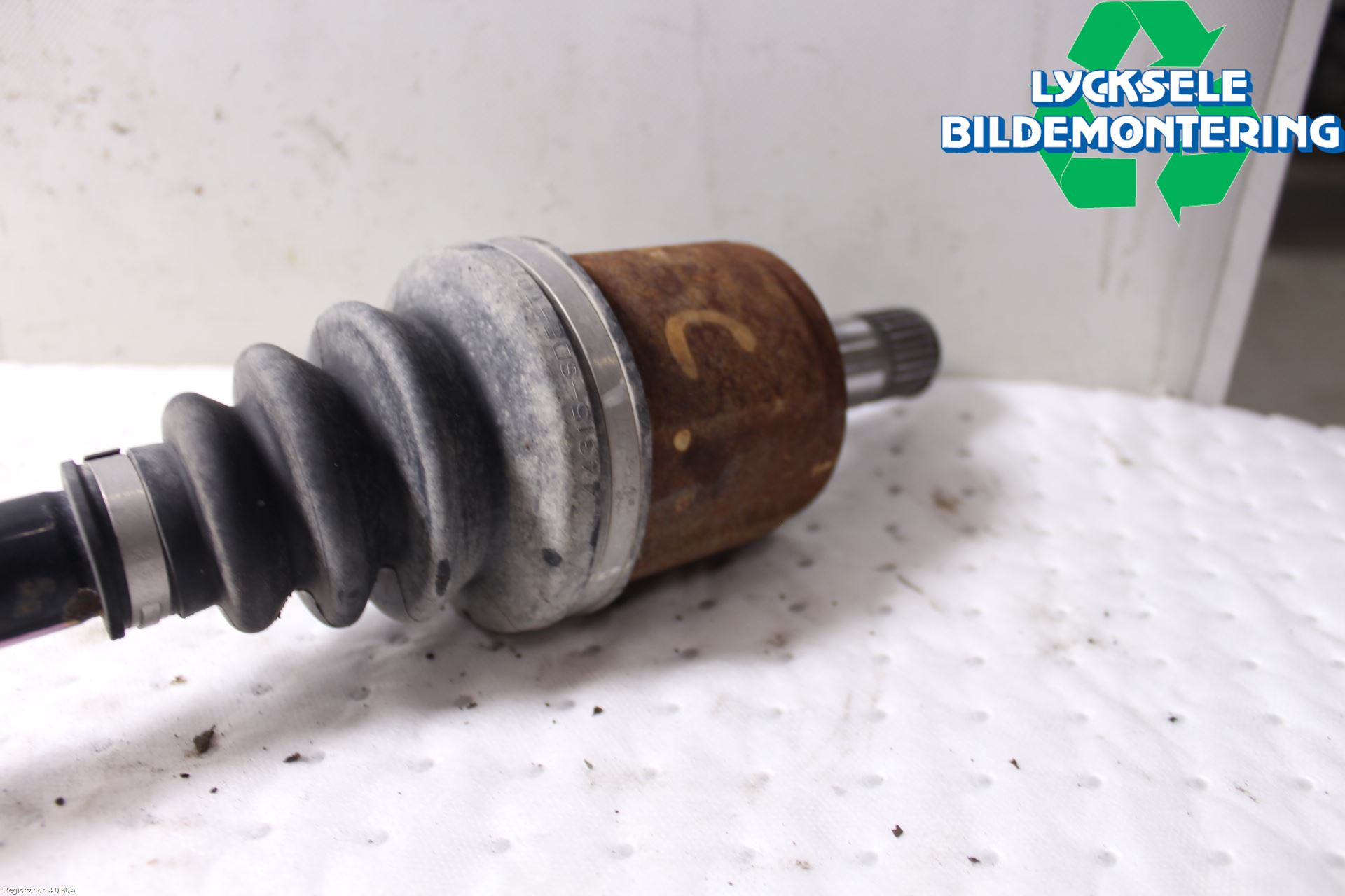 Honda CR-V 13-18 Drivaxel Fram Vänster