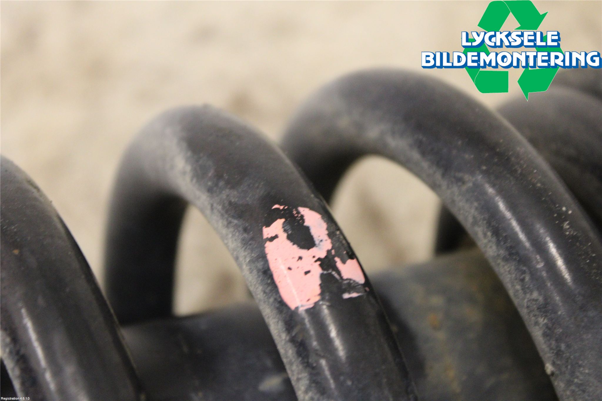 Ford EXPEDITION Fjäderben Fram Höger