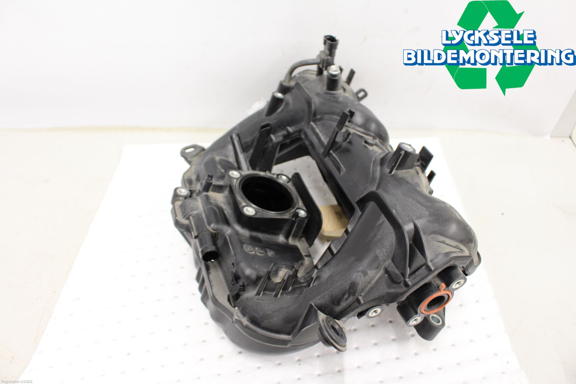 Toyota COROLLA 19- Grenrör Insug