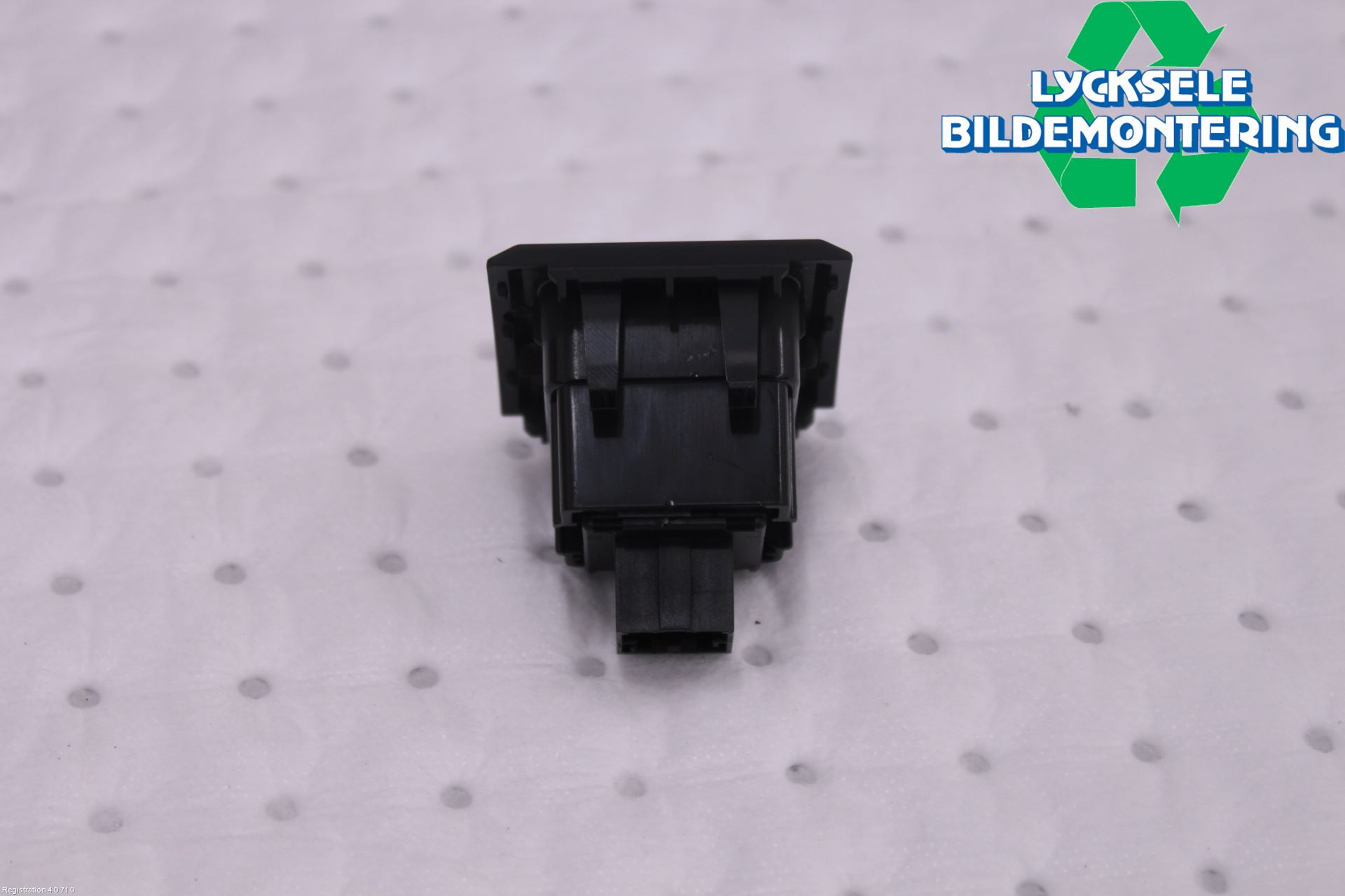 Audi A4/S4 B9 20- Strömställare Varnings