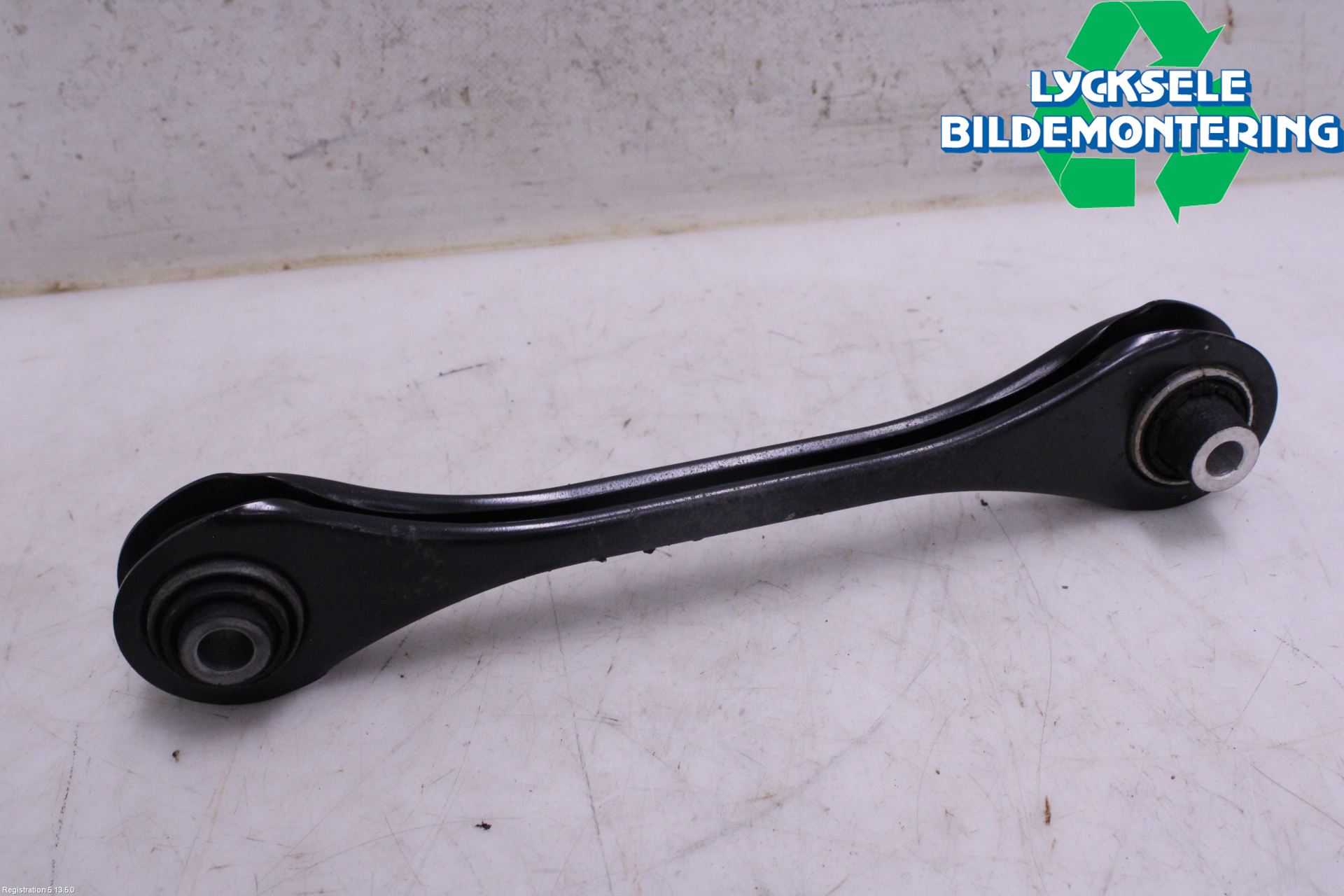Volkswagen VW GOLF / E-GOLF VIII 20- Bärarm Bak Vänster