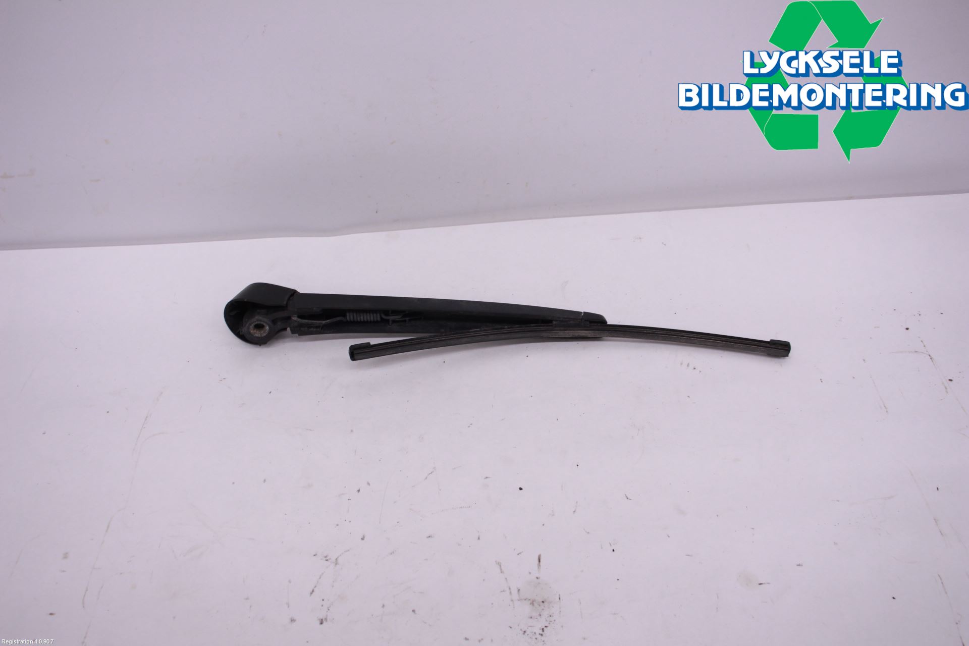 Volkswagen VW PASSAT 20-24 Torkararm-Bakruta