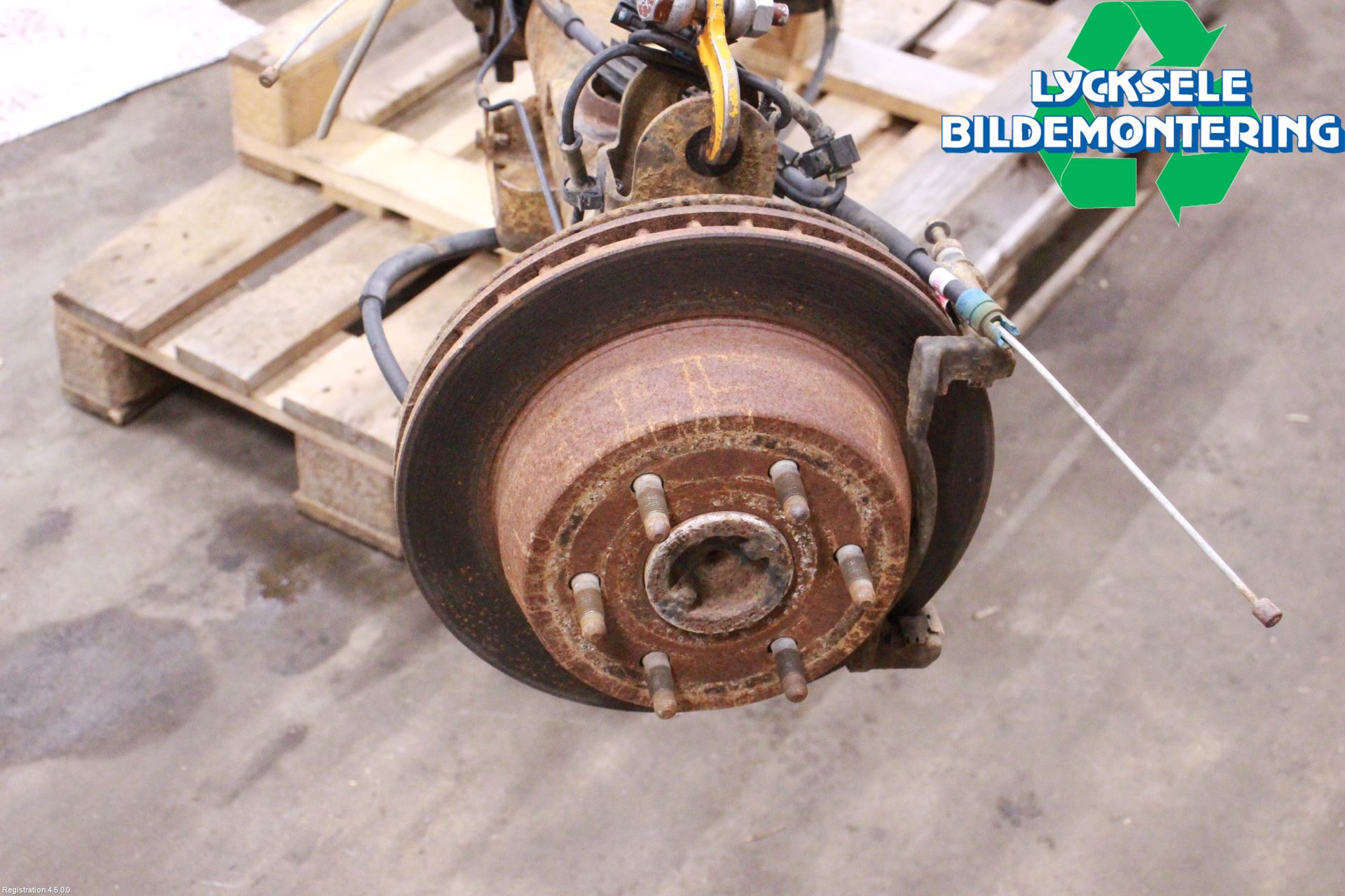 Chevrolet SUBURBAN Bakaxel