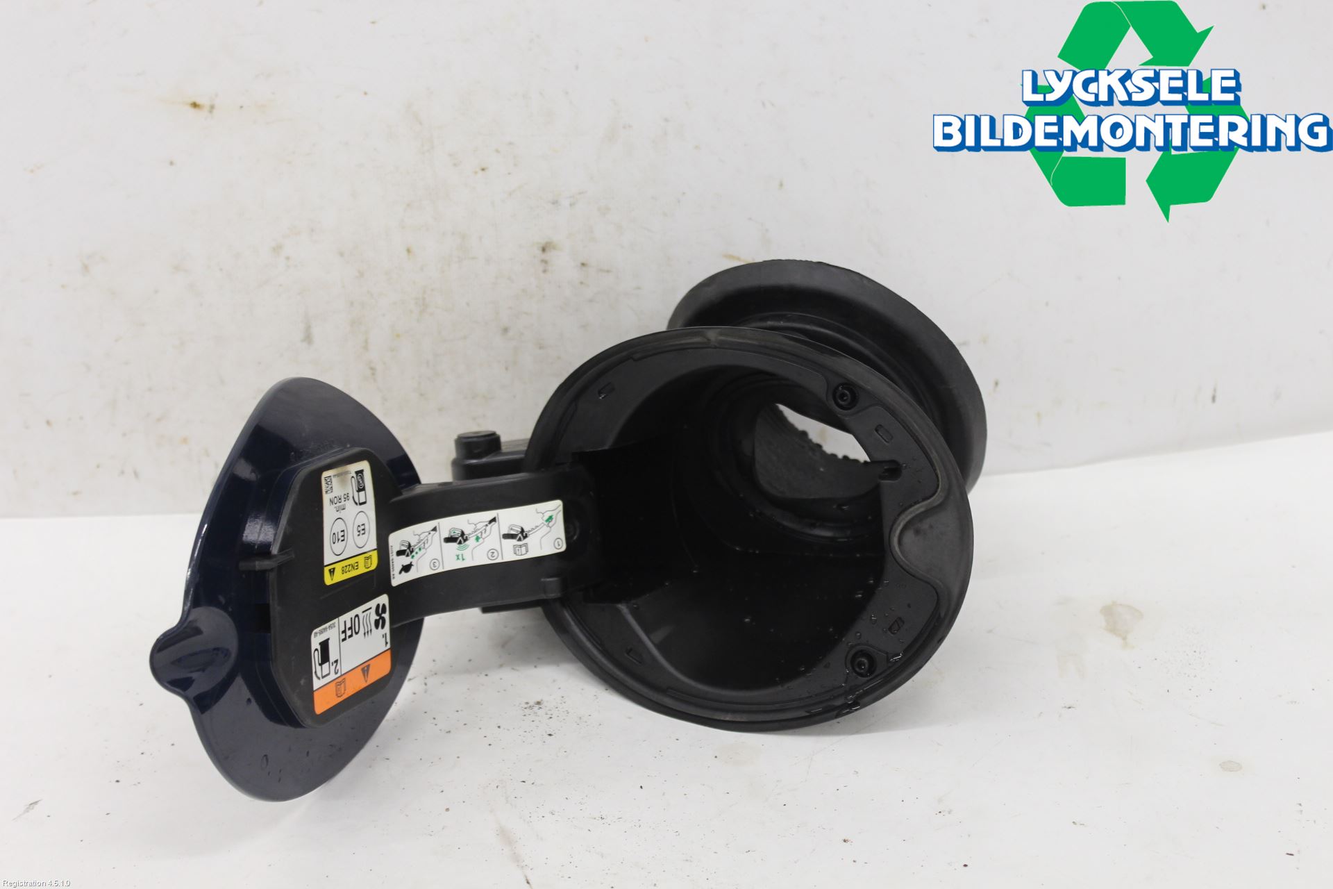 Ford KUGA 17-19 Tanklucka