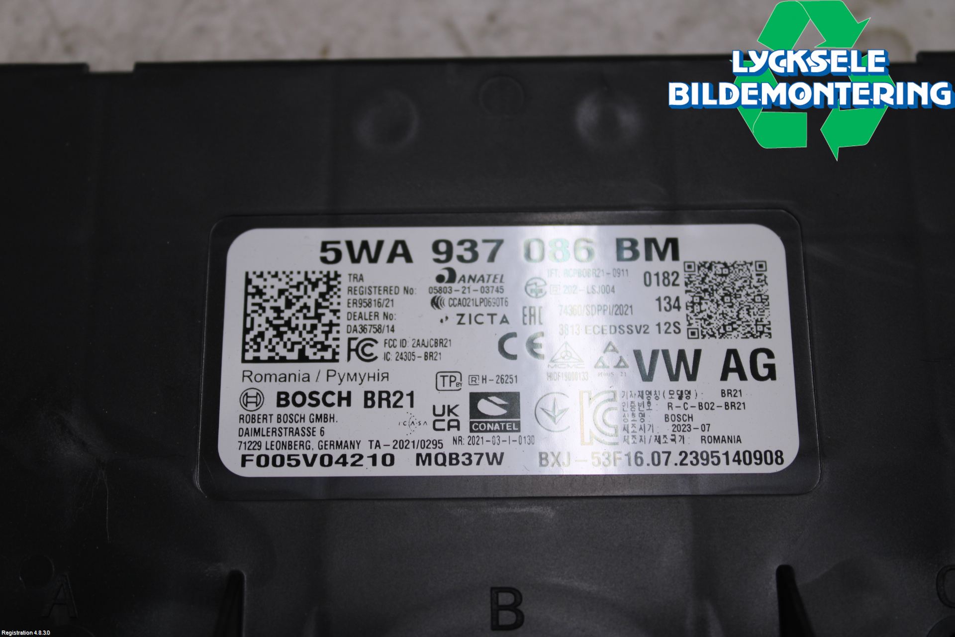Volkswagen VW GOLF / E-GOLF VIII 20- Komfort Styrdon