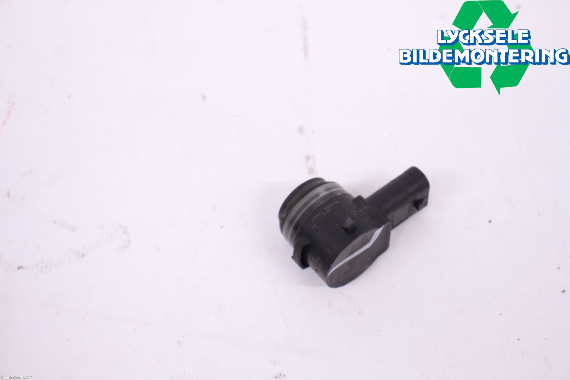 Audi A4 ALLROAD 17- Parkeringshjälp Frontsensor