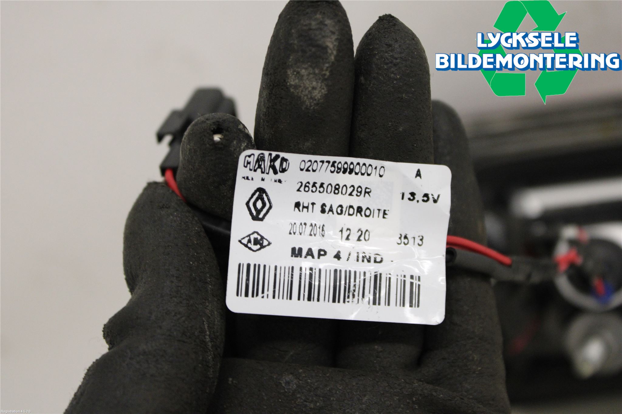 Renault CLIO IV 16-19 Bakljus Lucka Hö