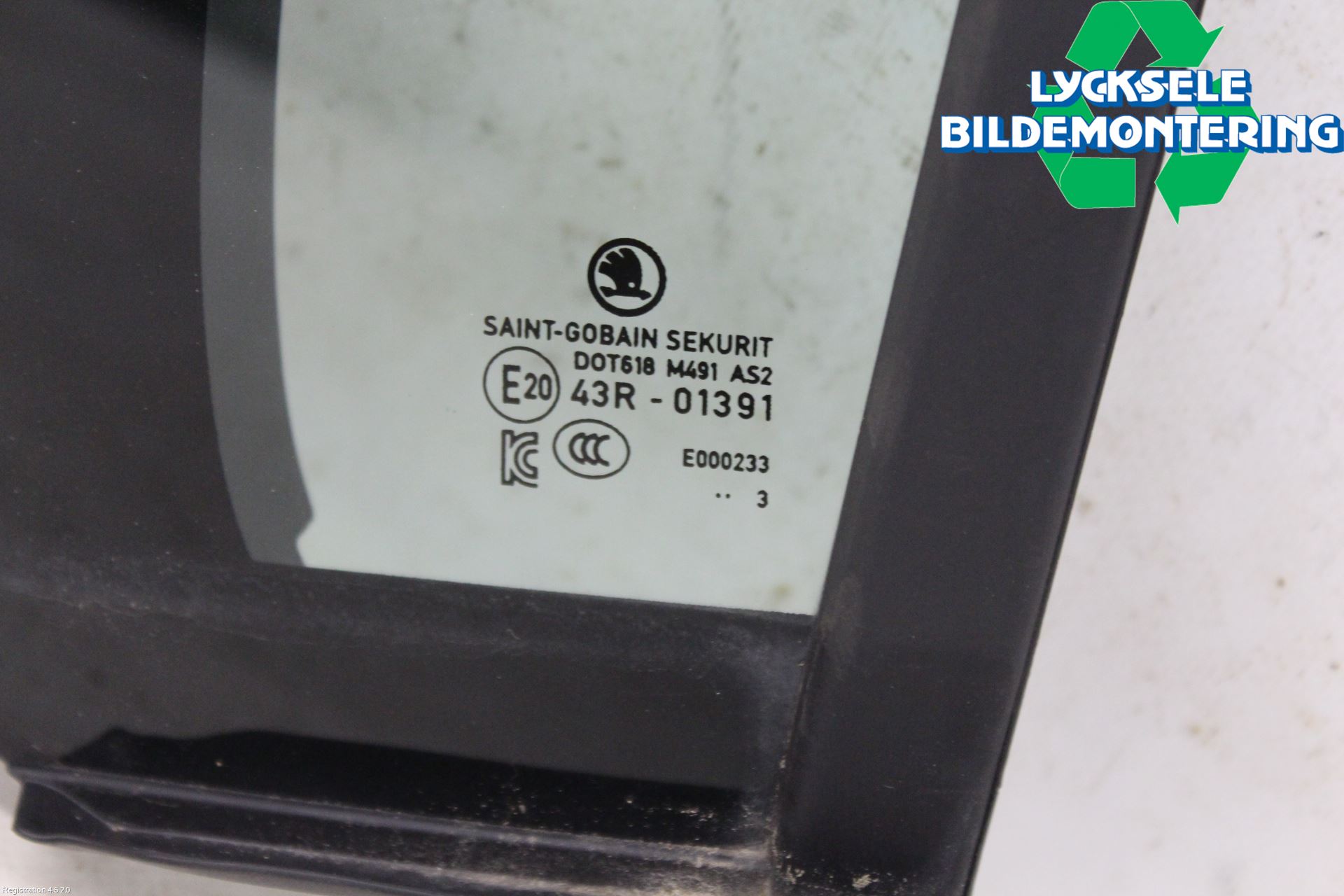 Skoda ENYAQ iV 21- Dörruta Fram Lilla Vä