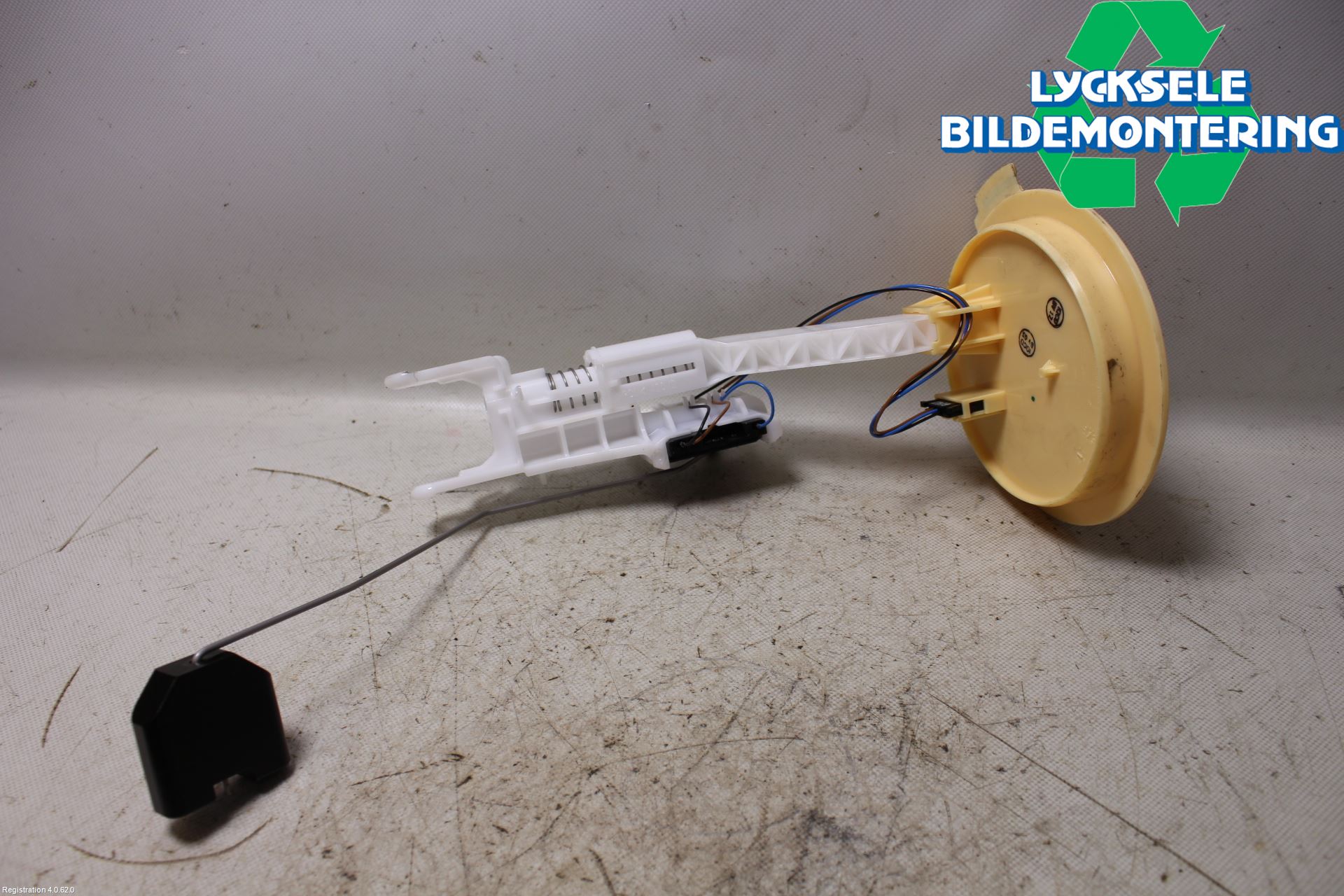 Volkswagen VW TIGUAN 16-24 Givare Tank