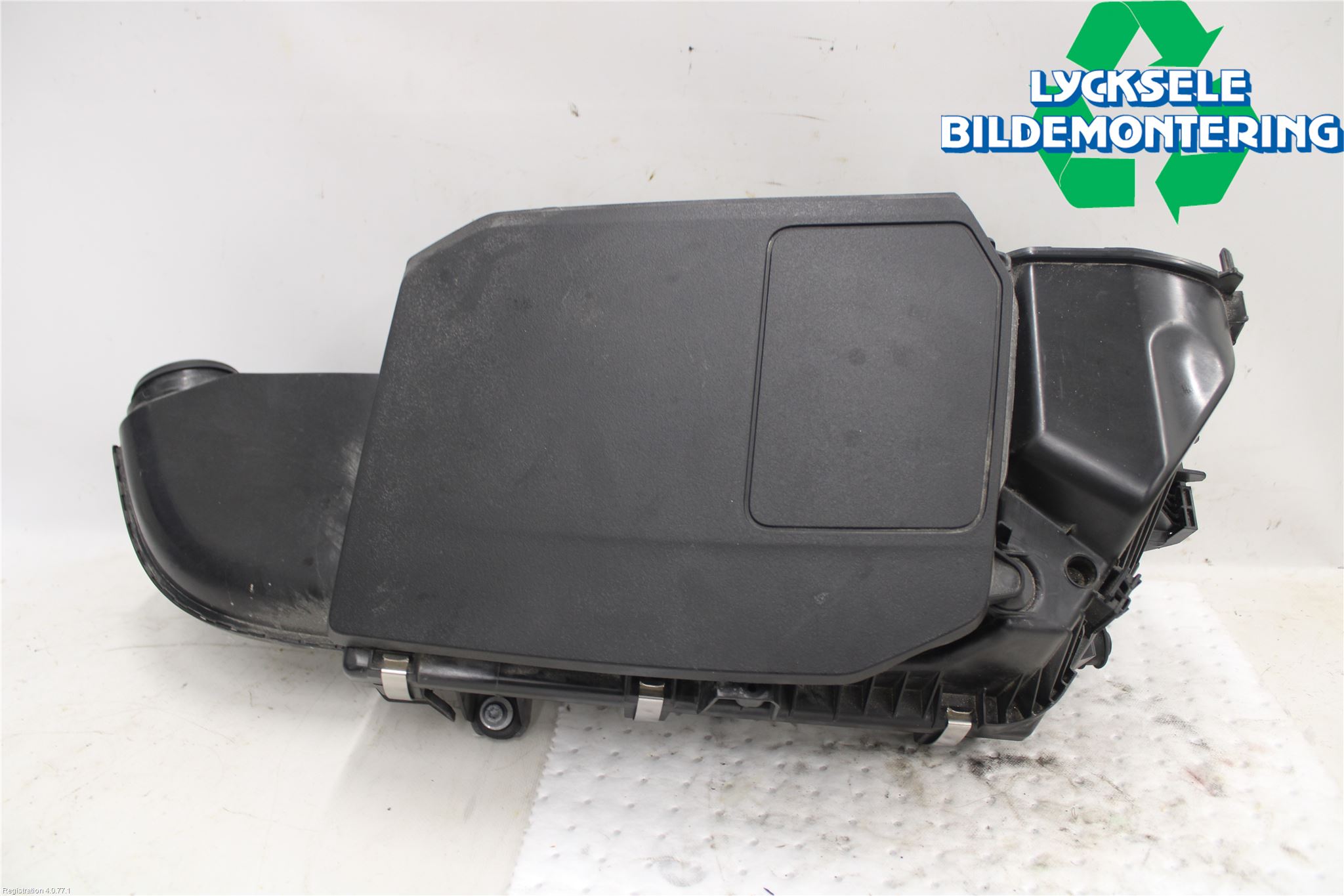 Mercedes-Benz MB C-KLASS (W205) 14-21 Luftrenare