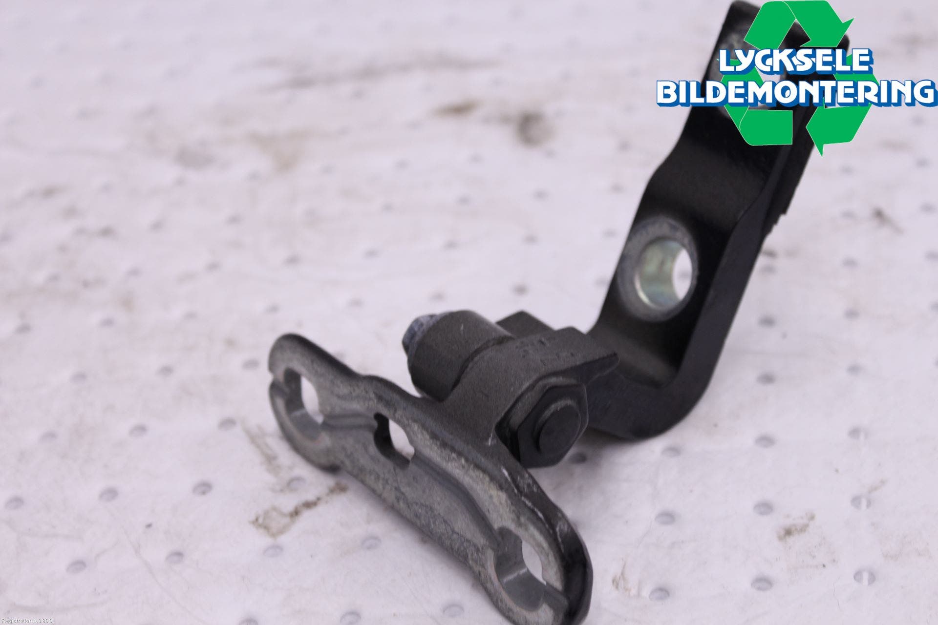 Volvo V90 17->> Dörrgångjärn