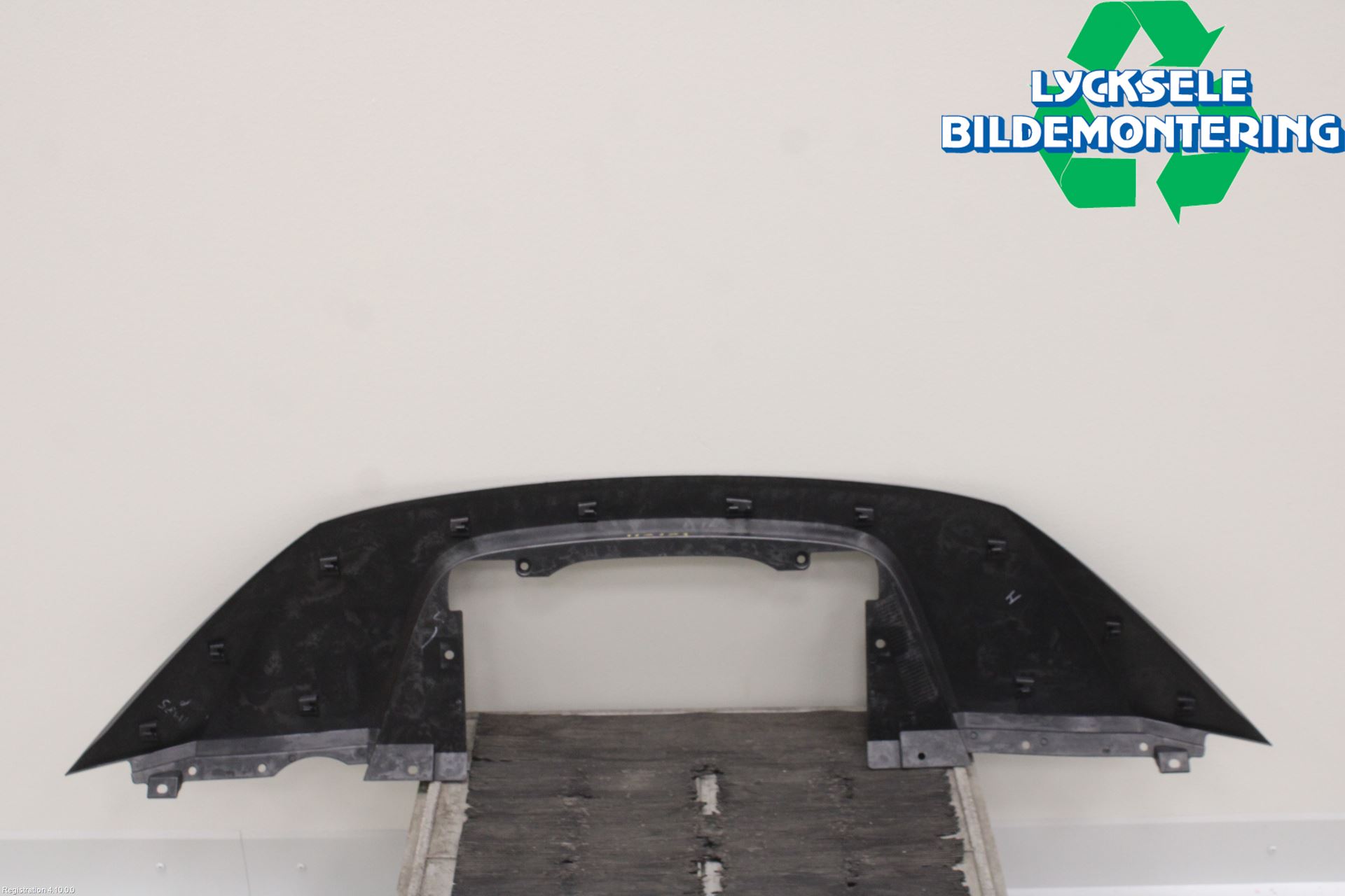 Nissan LEAF 18- Stötfångardel Fram Mitt